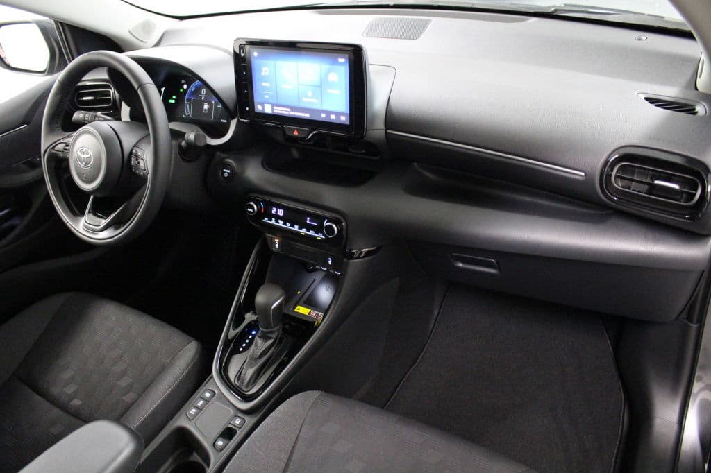 Toyota Yaris 1.5 Hybride 115 Dynamic met Comfort Pack thumbnail 8