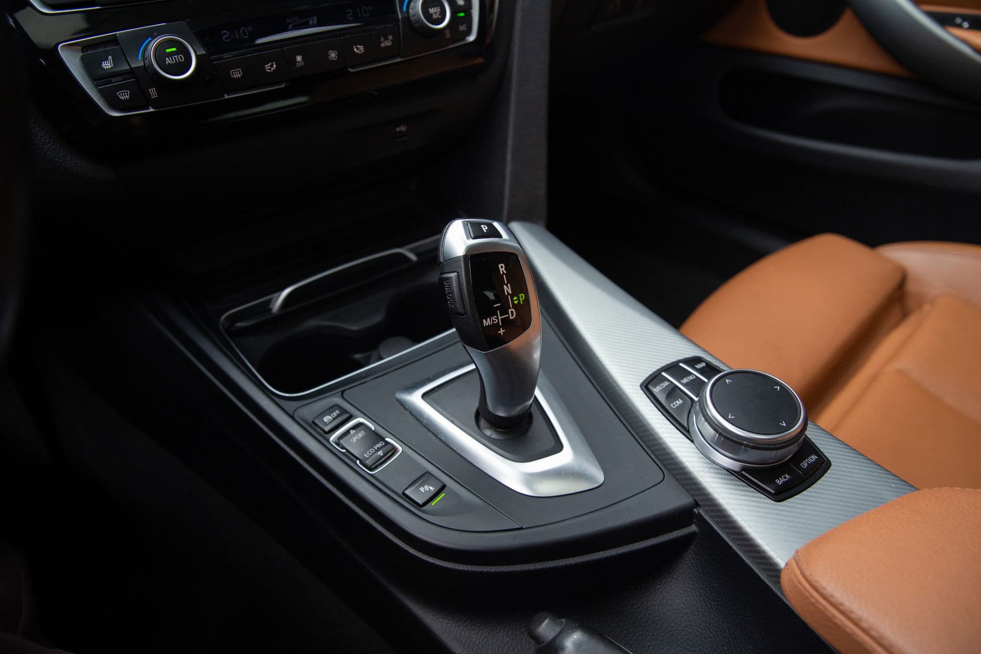 BMW 4 Serie Gran Coupé 418i High Executive M-Sport , Panoramadak, Head-up display, Achteruitrijcamera, thumbnail 7