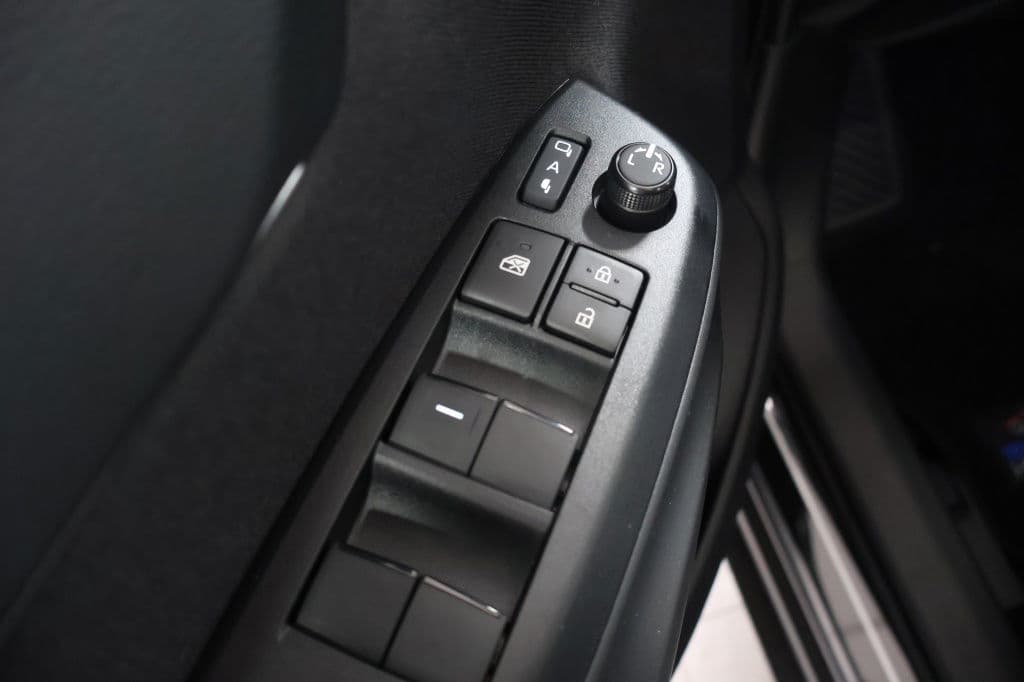 Toyota Yaris Cross 1.5 Hybride 130 Dynamic met Comfort Pack thumbnail 13