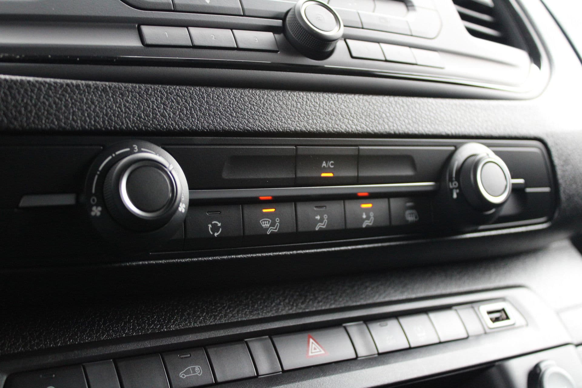 Citroën Ë-Jumpy L2 136 75 kWh 136pk - Cruise - Airco - PDC - Bluetooth - DAB - Rijklaar thumbnail 26