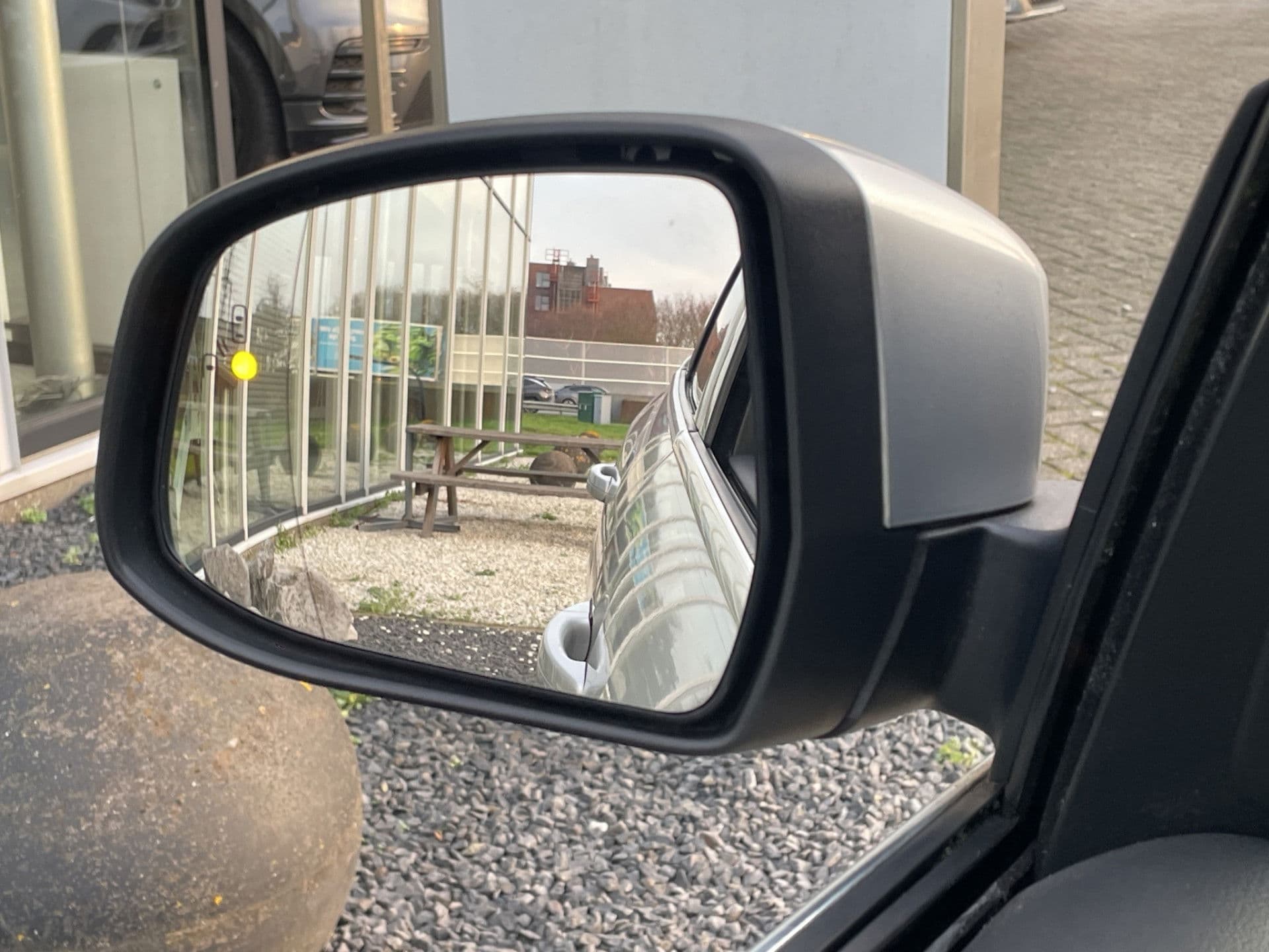 Ford FOCUS Wagon 1.5 TDCI Titanium Edition Leder | Navi | D.hoek | Trekhaak thumbnail 3