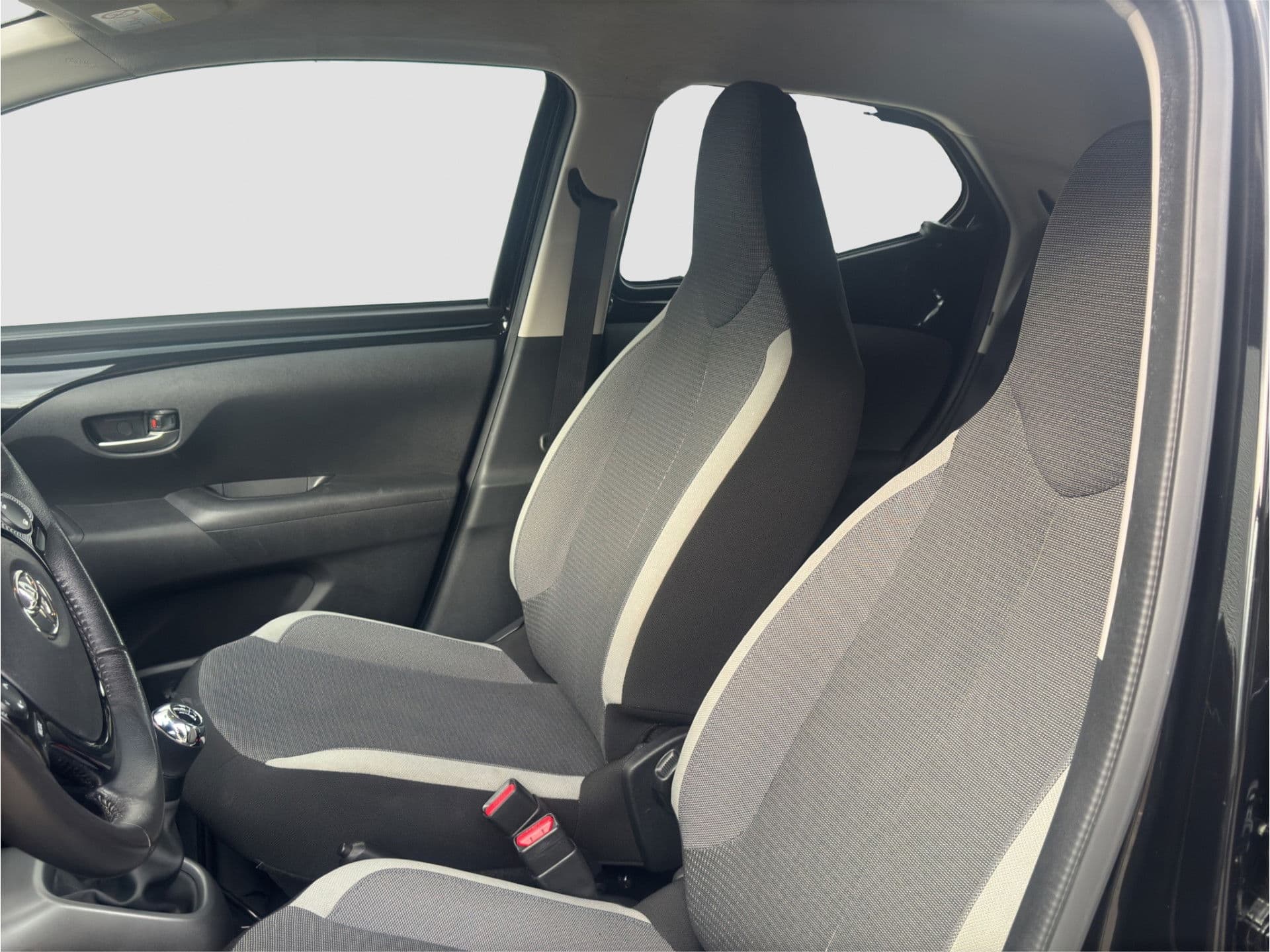 Toyota Aygo 1.0 VVT-i X-Play | Camera | Apple Carplay thumbnail 10