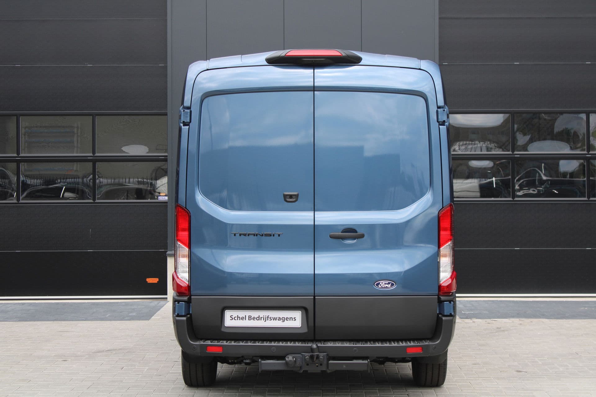 Ford Transit 350 2.0 TDCI L3H2 Limited 165pk - LUCHTVERING - ACC - Blind Spot - 360 camera - Navigatie - Stoel-Stuurverwarming - Trekhaak - Rijklaar thumbnail 30