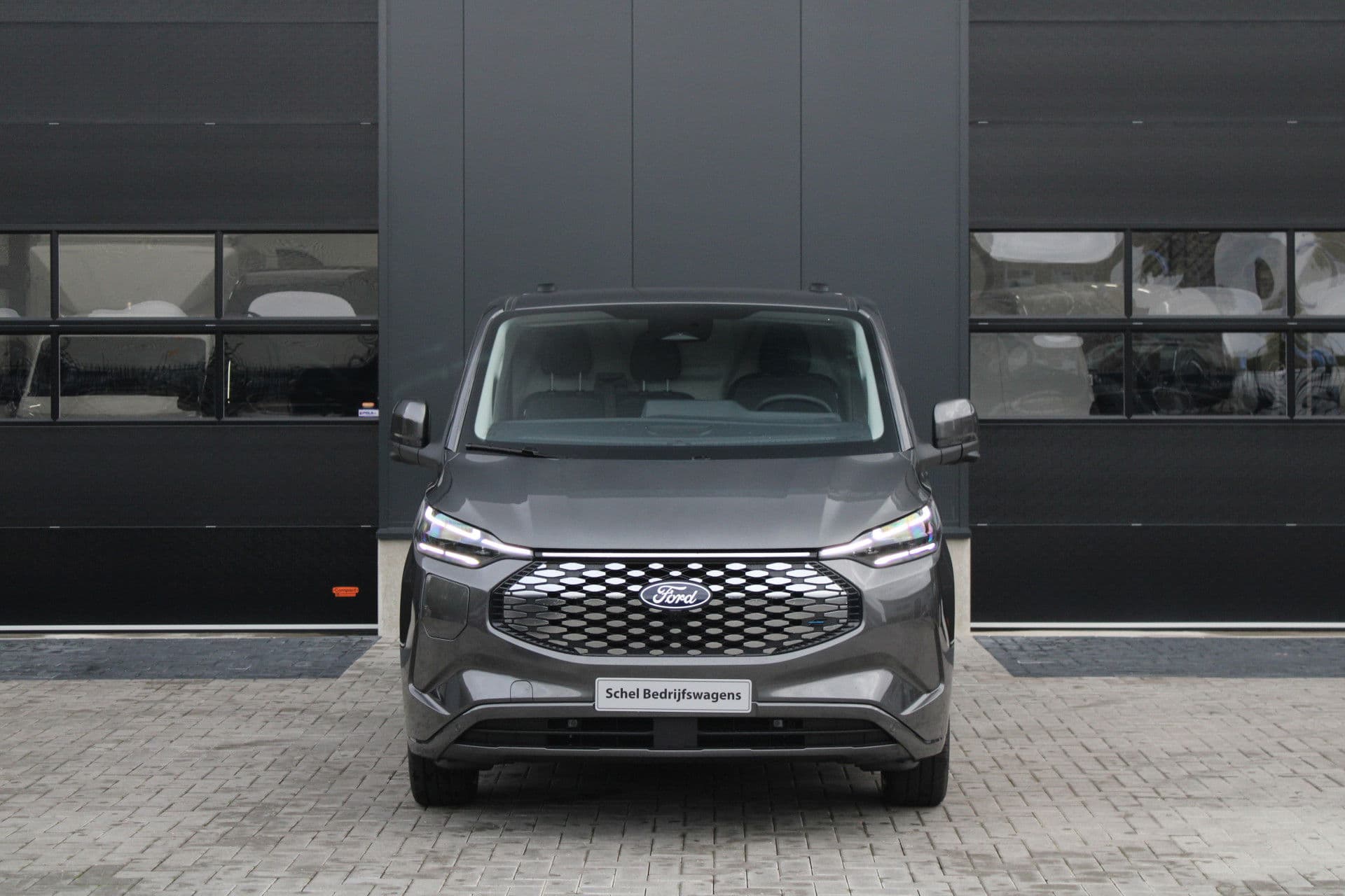 Ford E-Transit Custom 340 L2H1 Limited 65 kWh 218pk - DIRECT LEVERBAAR - 2x Schuif - LED - 360 Camera - B&O - ACC - Navi - Stoel/Stuurverwarming - Rijklaar thumbnail 3