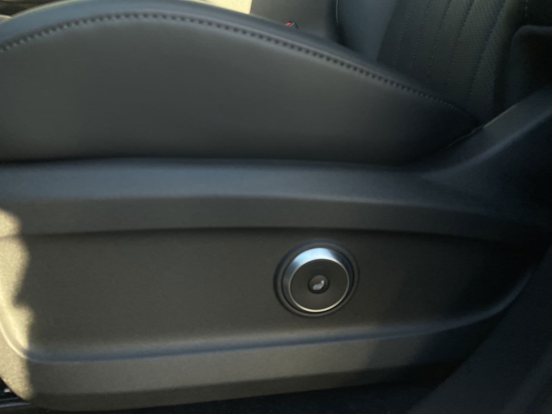 Omoda 9 1.5T-GDi SHS-P Premium | INRUILACTIE | Pano | 150km elektr. range thumbnail 4