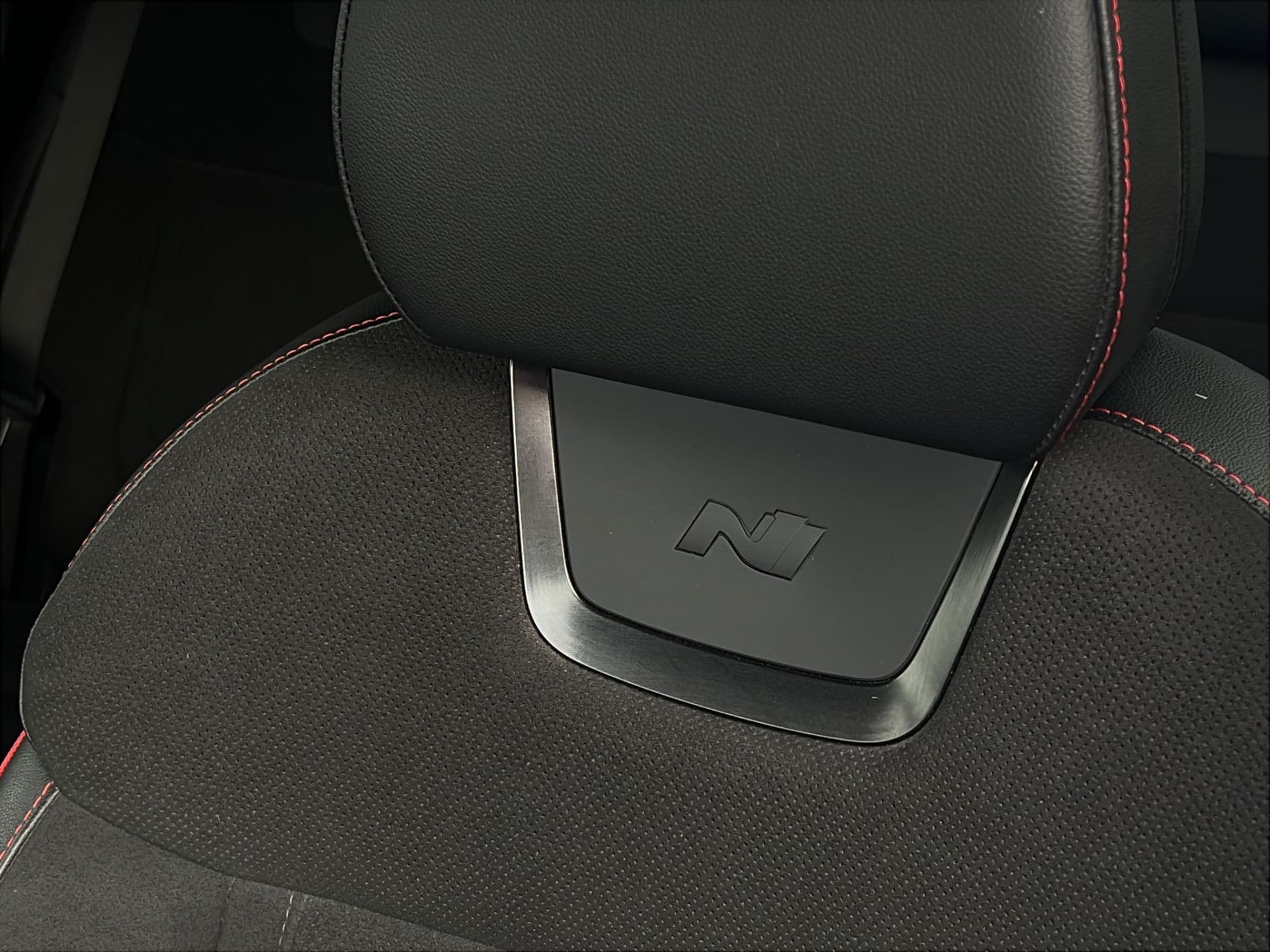 Hyundai Tucson 1.6 T-GDI PHEV N Line 4WD | 360 Cam | Apple Carplay | Stoel/ Stuur verw. thumbnail 12