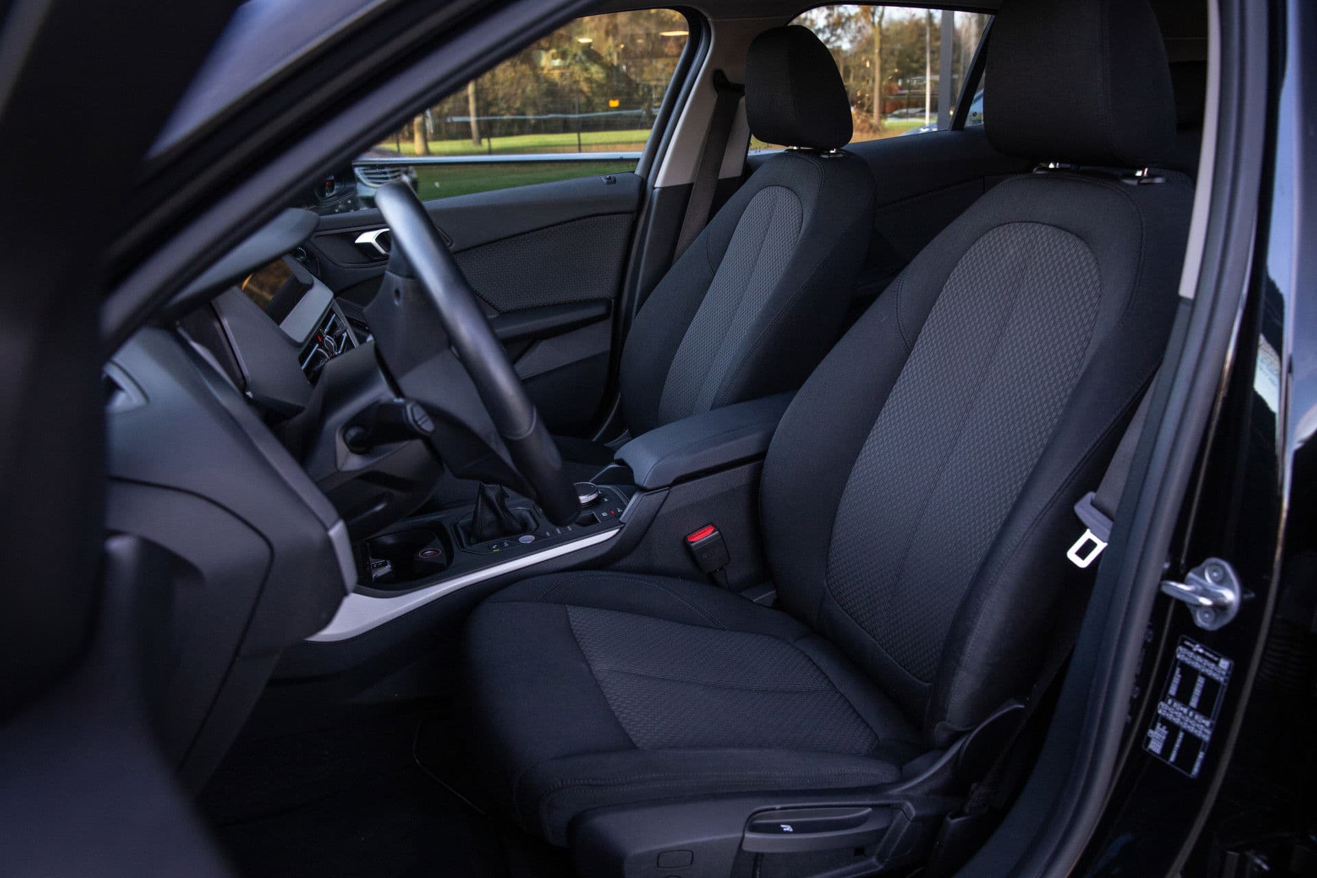 BMW 1-serie 118i Executive Edition , Cruise control, Isofix, Apple Carplay/Android, thumbnail 4