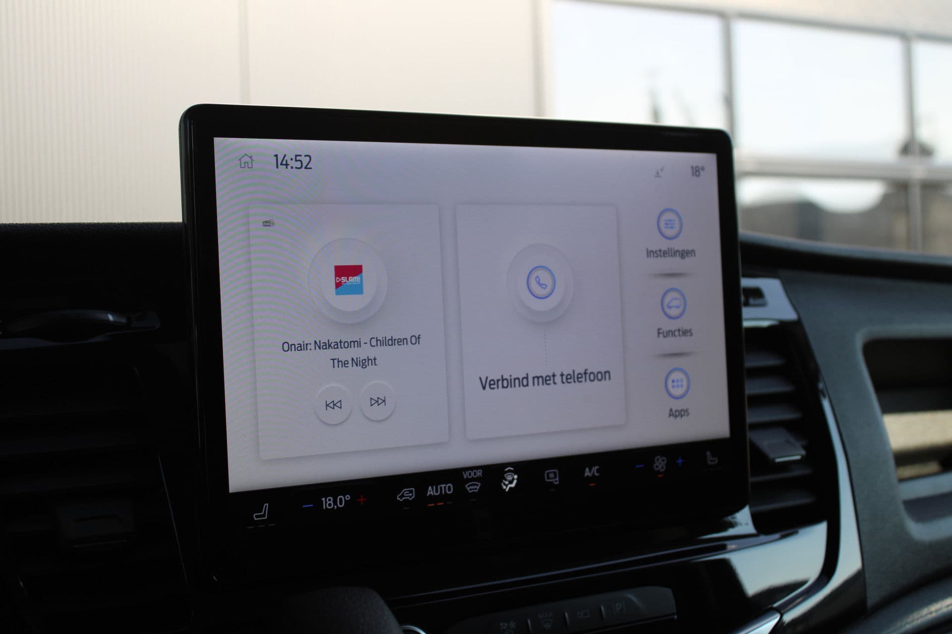 Ford Transit 350 2.0 TDCI L3H2 Trend 130pk - Camper/Grijs Kenteken - Blind Spot - ACC - Trekhaak - Stoelverwarming - Luifel - Rijklaar thumbnail 27