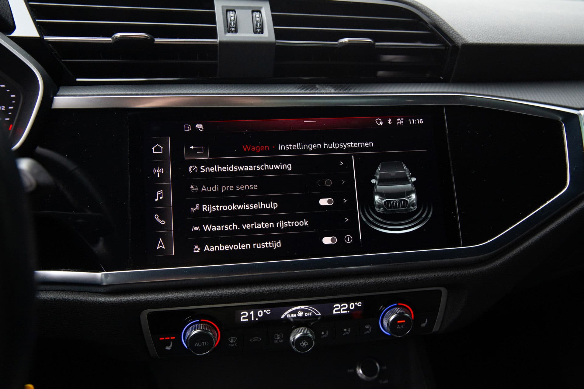 Audi Q3 35 TFSI S Line Pro Line , Stoelverwarming, Led, Cruise thumbnail 16