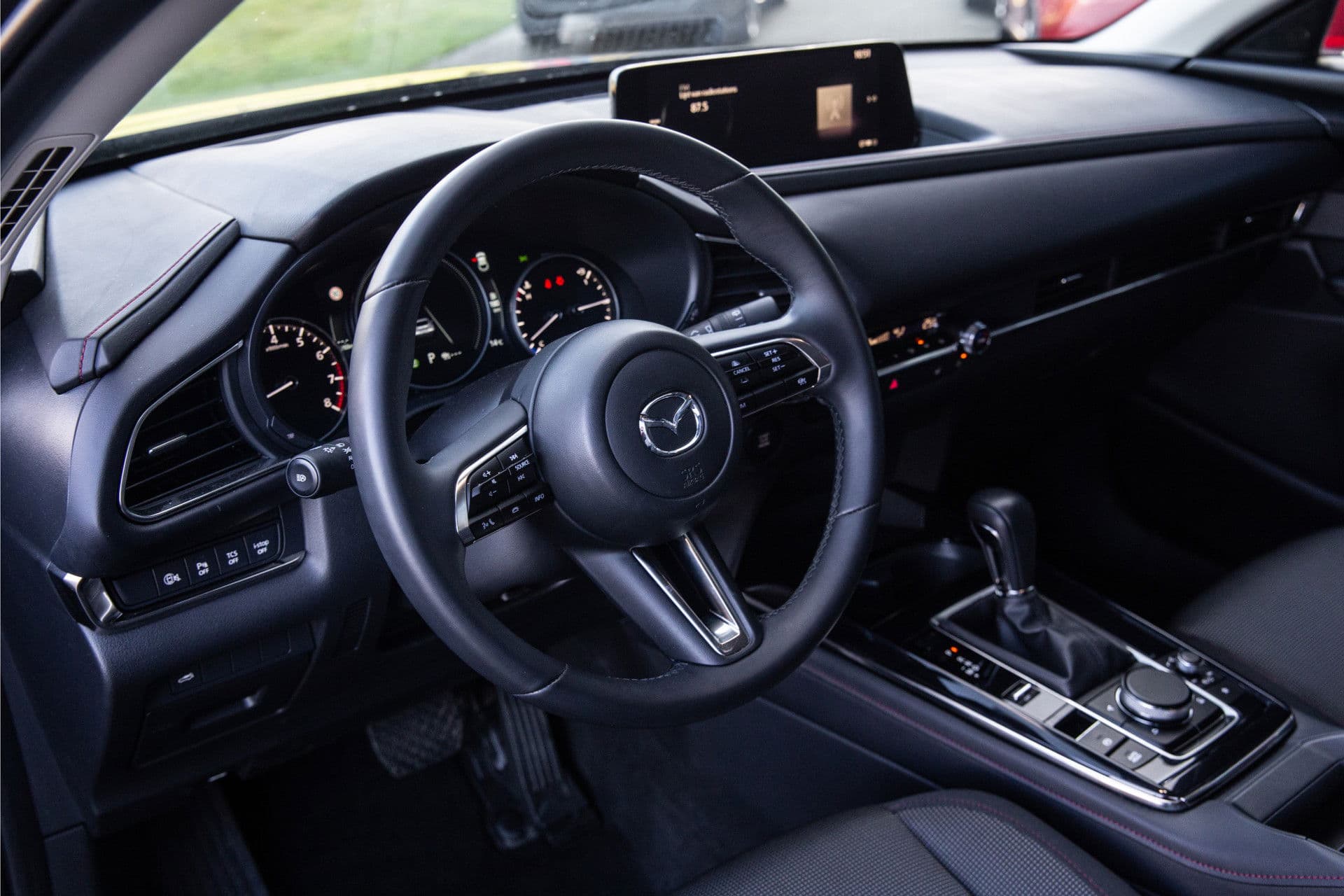 Mazda CX-30 2.5 e-SkyActiv-G M Hybrid Homura , Head-up display, Adap. cruise, thumbnail 4