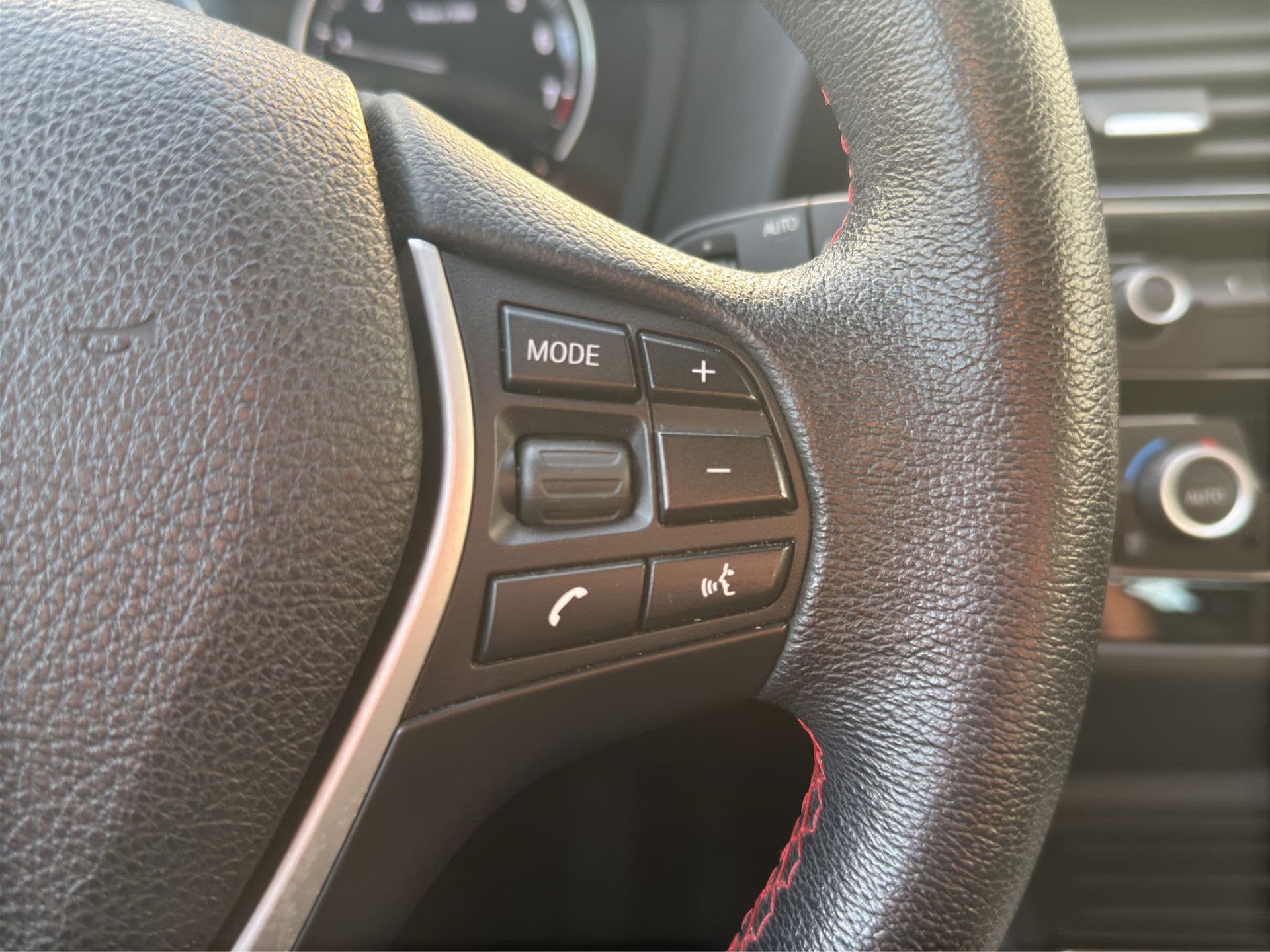 BMW 1-serie 118i Corporate Lease Executive | NL Auto | PDC | Automaat thumbnail 16