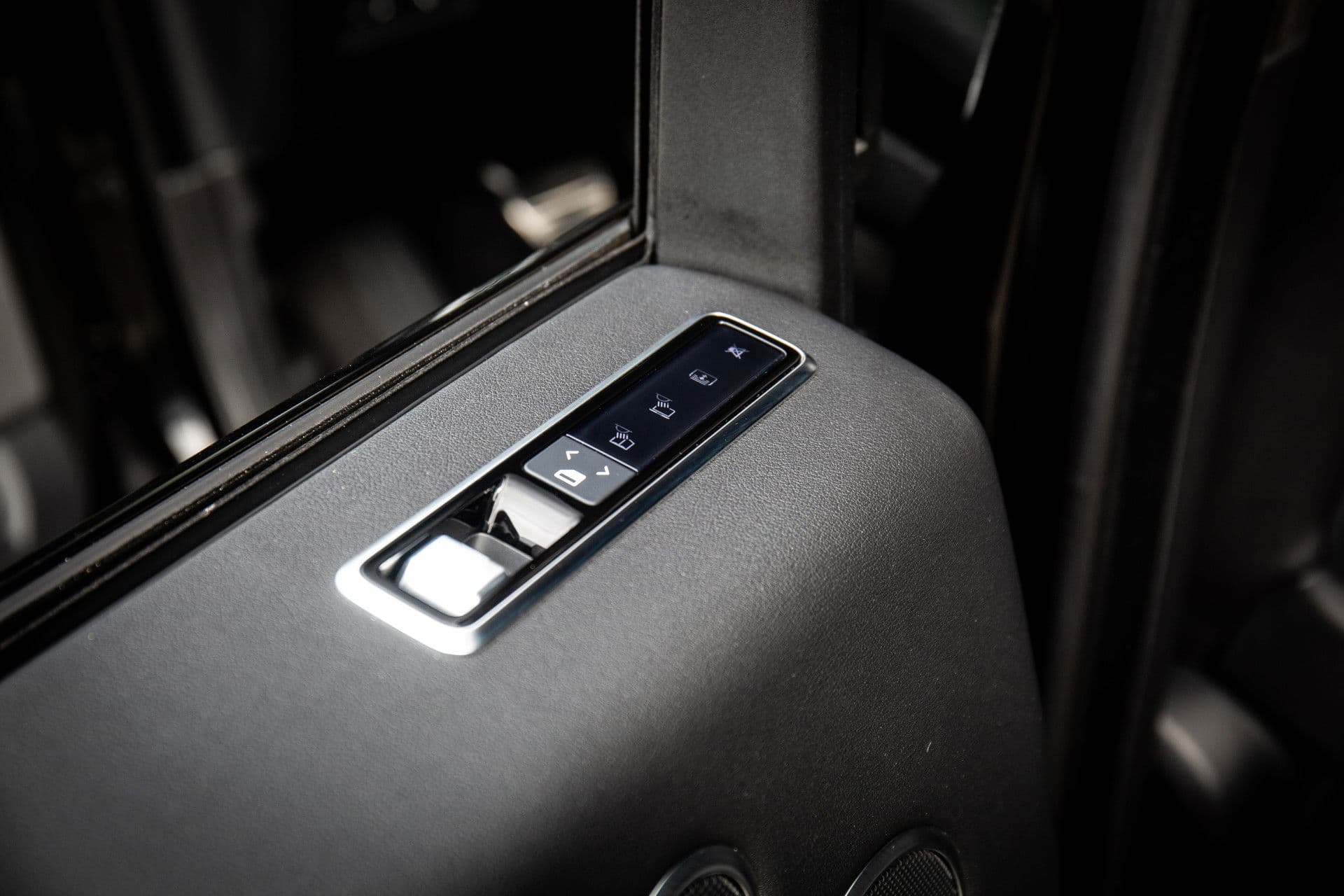 Land Rover Range Rover P400e Westminster , Sfeerverlichting, Trekhaak, Meridian, Stoelventilatie, Stuurverwarming, Alcantara hemel, thumbnail 31