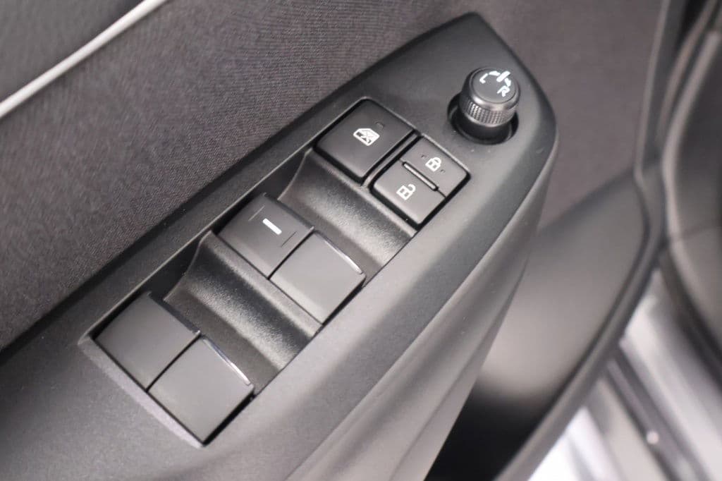 Mazda 2 Hybrid 1.5 Centre-line | LMV | Apple Car Play thumbnail 15