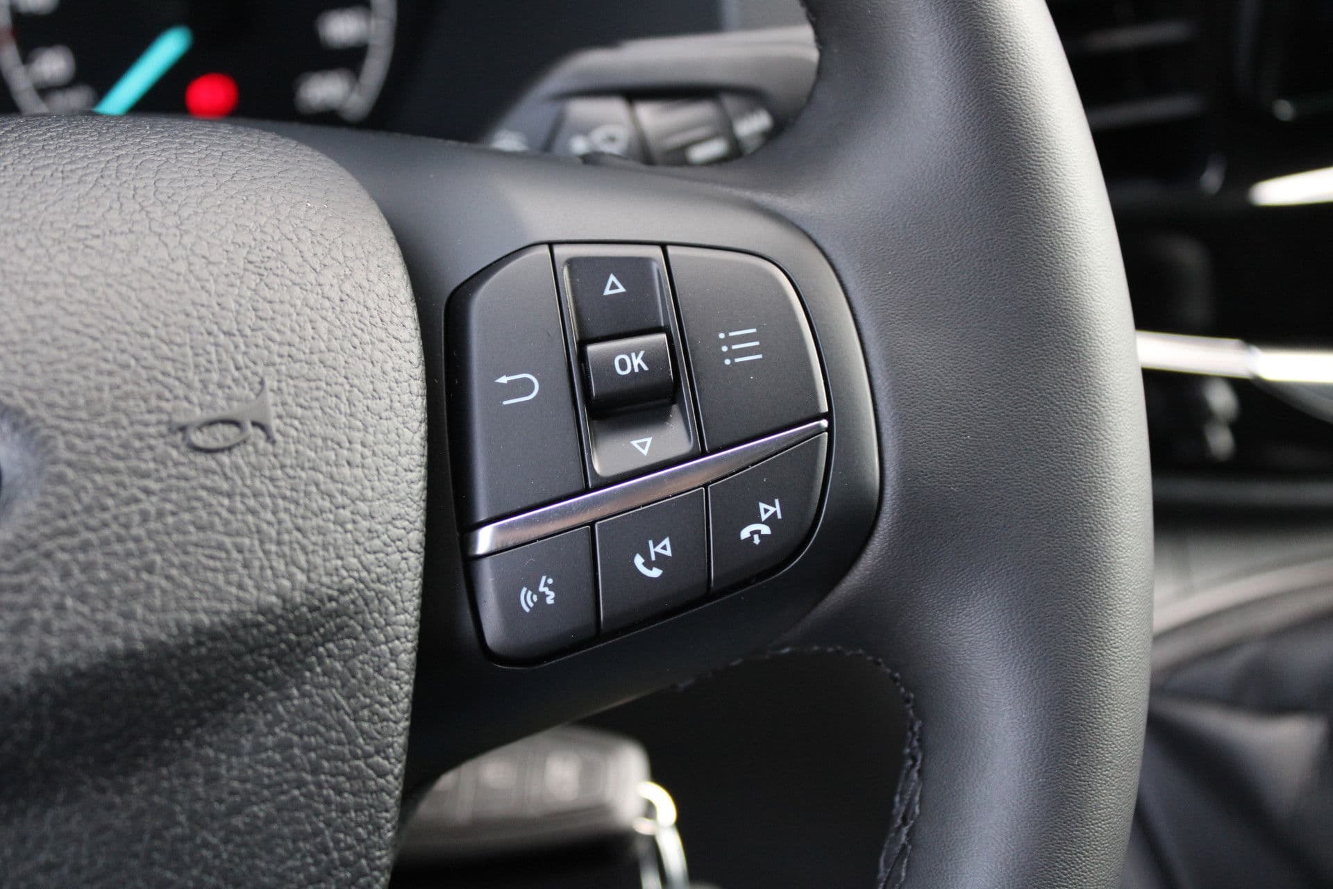 Ford Transit 350 2.0 TDCI L3H2 Trend MHEV 170pk Trend - Navigatie - Blind Spot - Adaptive cruise - Camera - 270gr deuren - Trekhaak - Rijklaar thumbnail 15