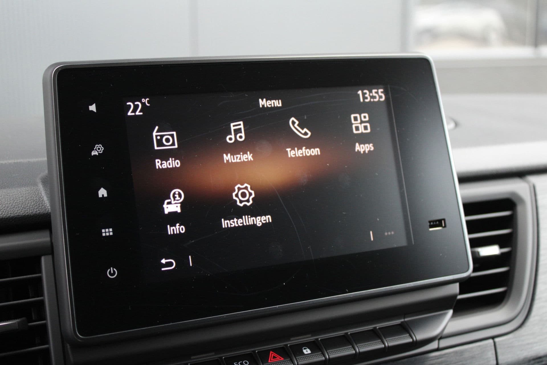 Renault Trafic 2.0 Blue dCi 130pk T30 L2H1 Advance - 2x Schuifdeur - Achteruitrijcamera - Carplay - Android - Allseason - Trekhaak - Rijklaar thumbnail 21