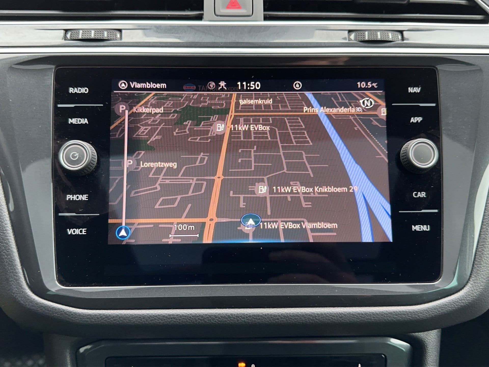 Volkswagen Tiguan 1.4 TSI PHEV Business+ | Panodak | navi | virtual | camera! thumbnail 8