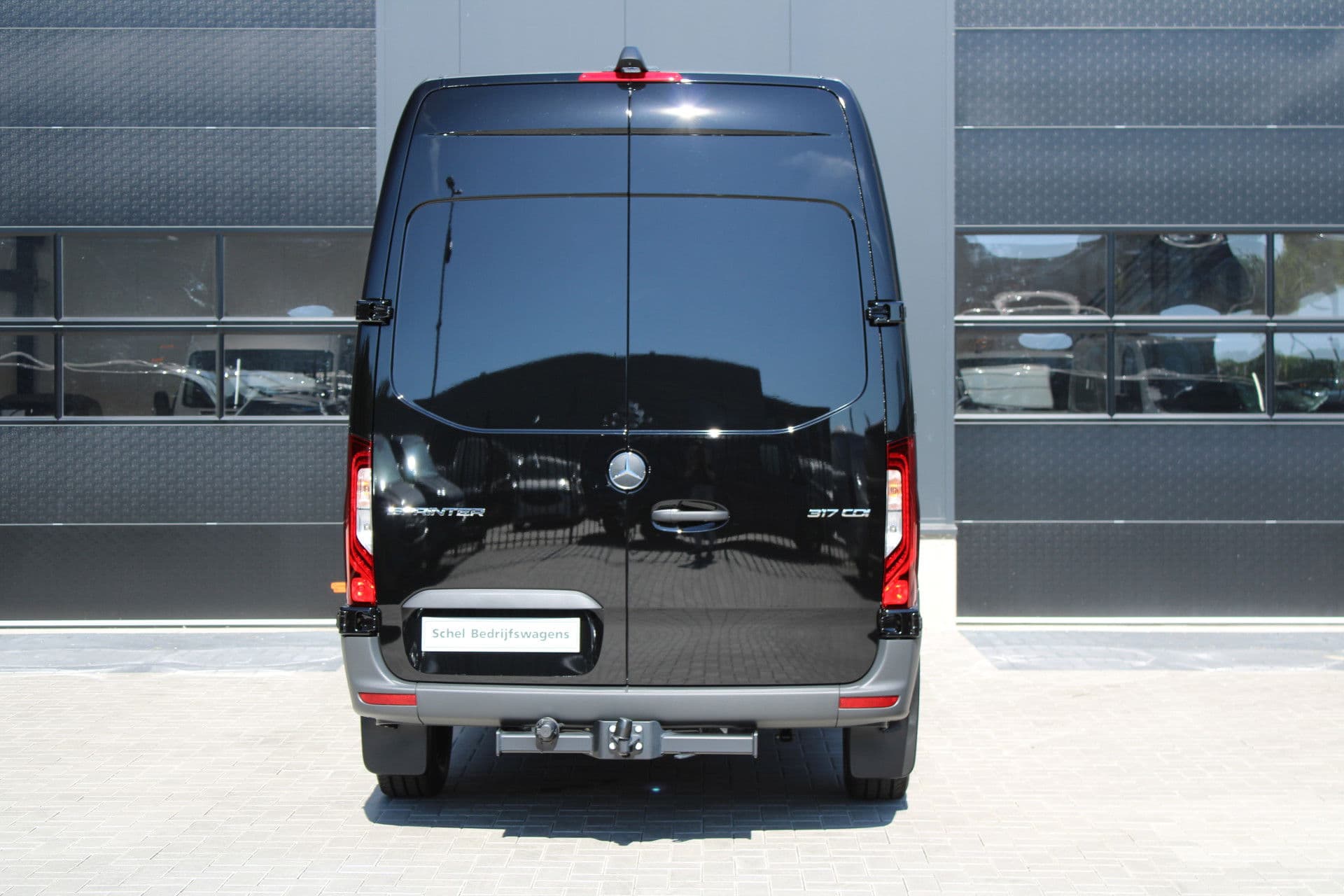 Mercedes-Benz Sprinter 317CDI L2H2 Select - LED - Mbux 10 - 3.5t Trekhaak - Geveerde Stoel - Betimmering - Camera - Carplay - Blind spot - Cruise - Rijklaar thumbnail 7