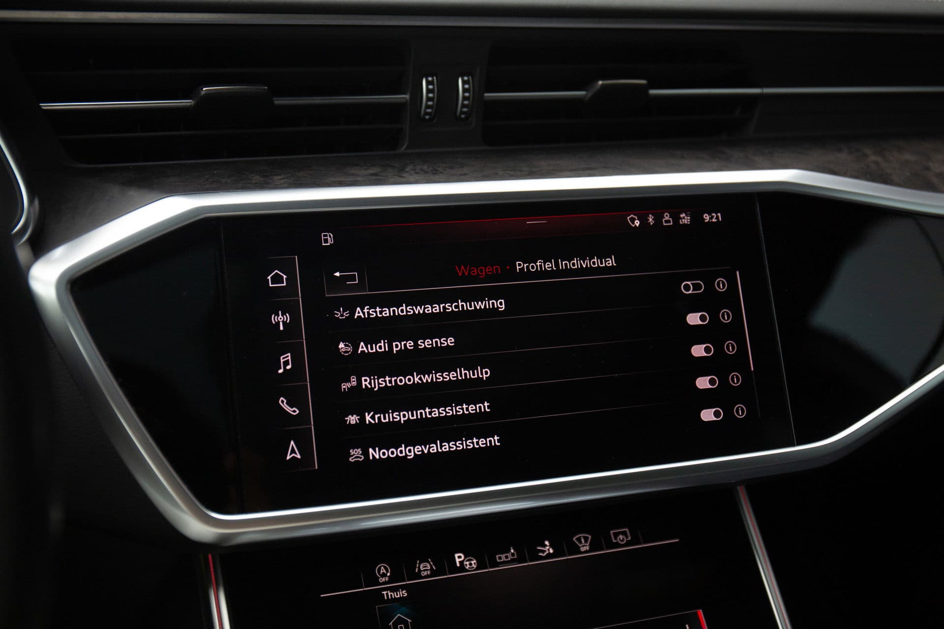 Audi A7 Sportback 55 TFSI quattro Pro Line S , Panoramadak, Luchtvering, Bang&Olufsen, Leer, HUD thumbnail 19