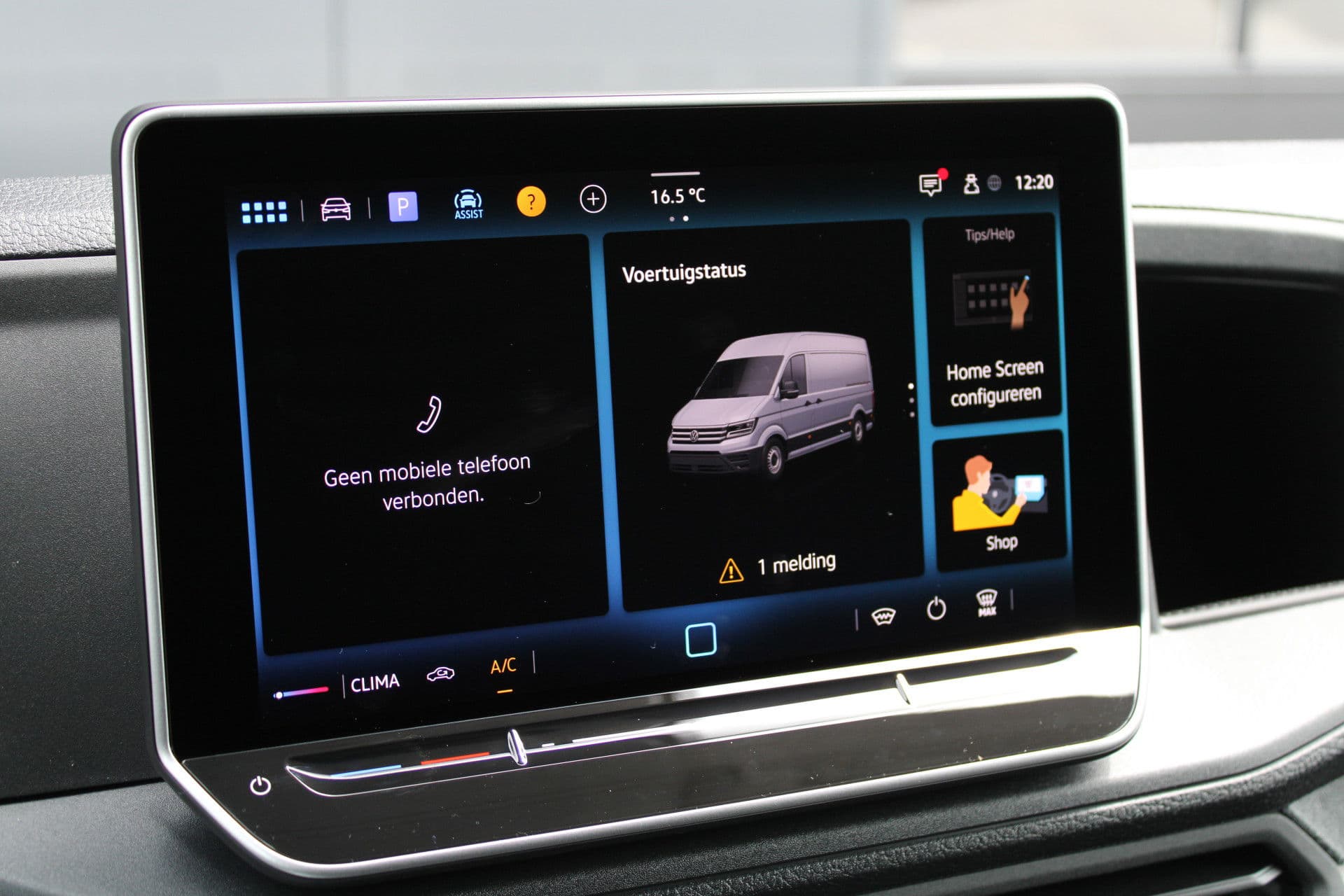 Volkswagen Crafter 30 2.0 TDI L3H3 140pk - Navigatie - DAB - Geveerde Stoel - Camera - Carplay - Rijklaar thumbnail 35