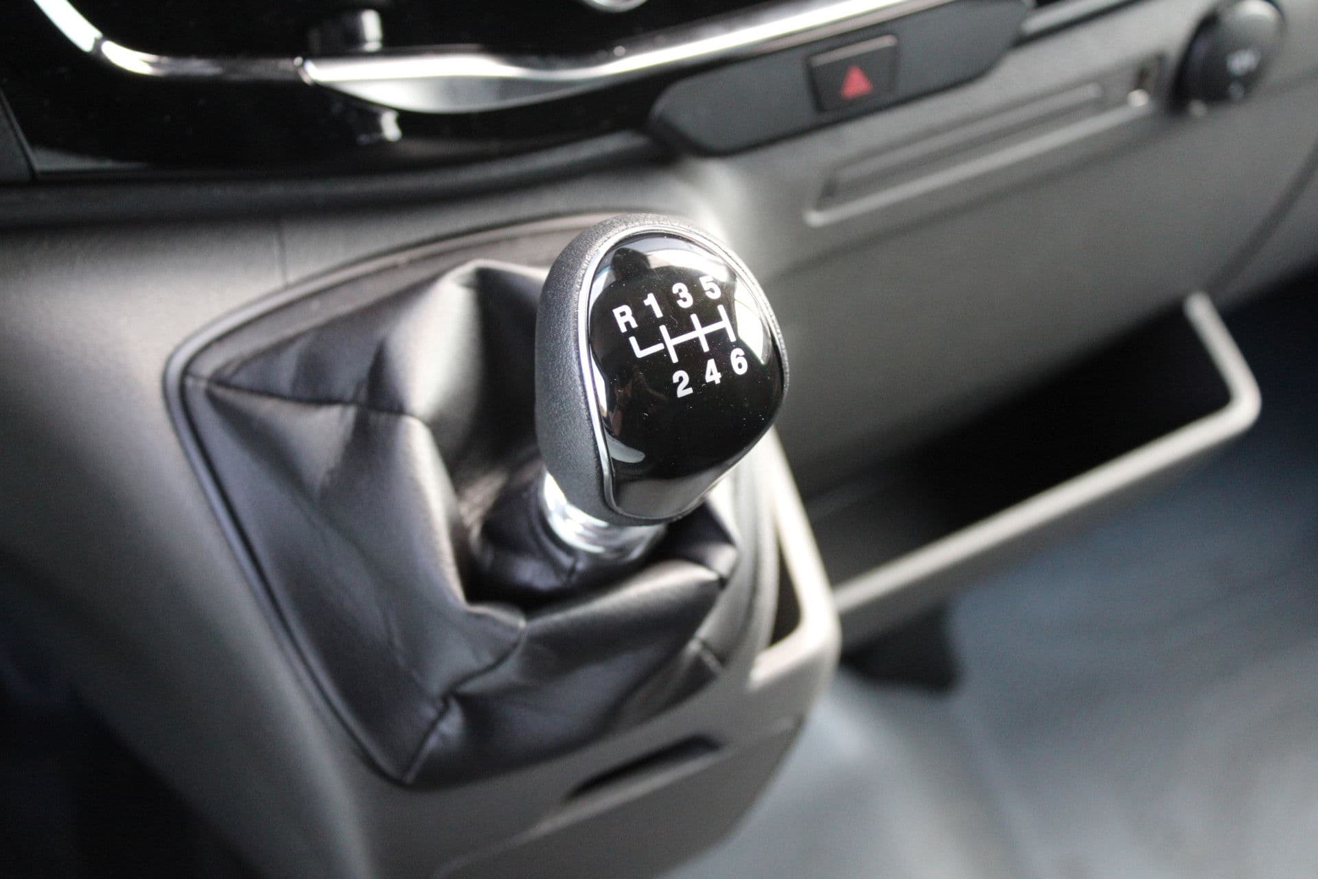 Ford Transit 350 2.0 TDCI L3H2 Trend MHEV 170pk Trend - Navigatie - Blind Spot - Adaptive cruise - Camera - 270gr deuren - Trekhaak - Rijklaar thumbnail 23