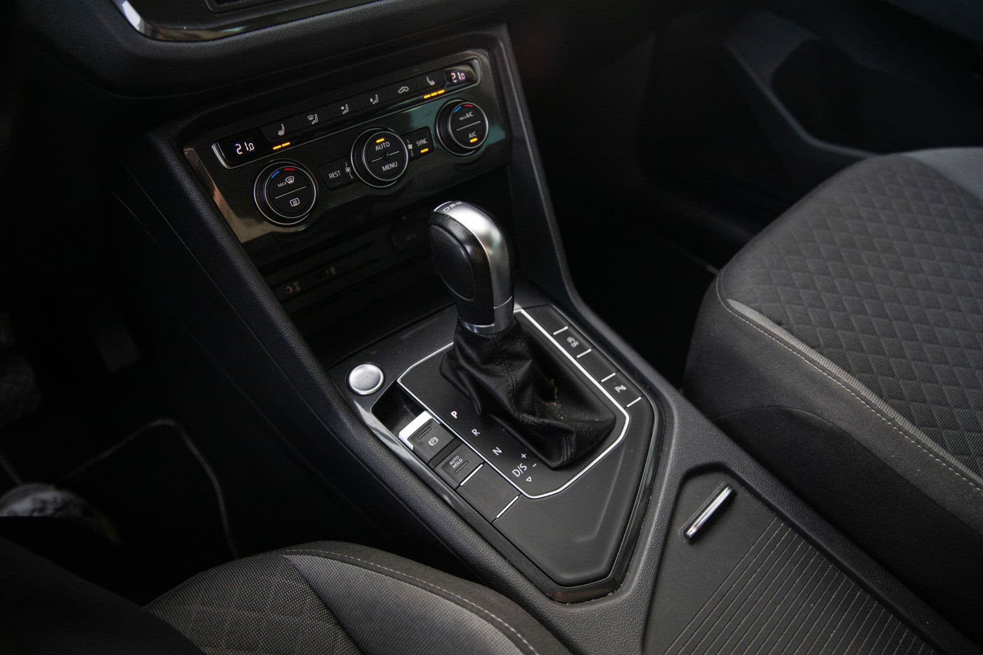 Volkswagen Tiguan 1.4 TSI ACT Comfortline Business , Trekhaak, Stoelverwarming, thumbnail 6