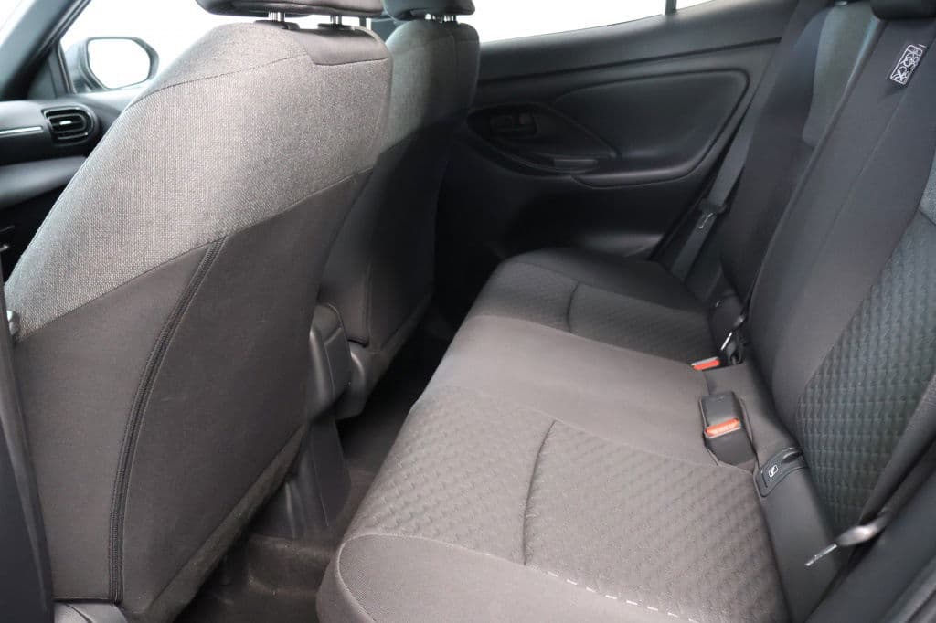 Toyota Yaris Cross 1.5 Hybrid Dynamic | met Winterpack thumbnail 10