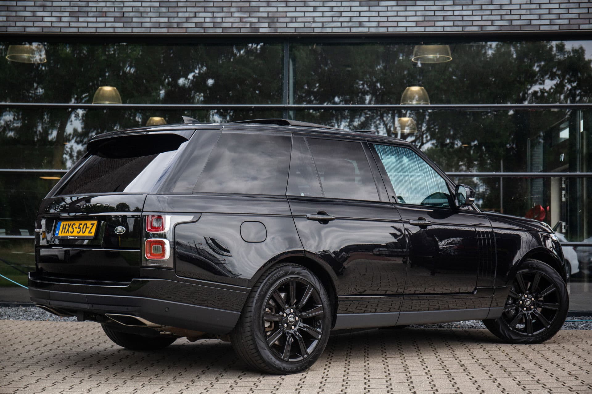 Land Rover Range Rover P400e Westminster , Sfeerverlichting, Trekhaak, Meridian, Stoelventilatie, Stuurverwarming, Alcantara hemel, thumbnail 3