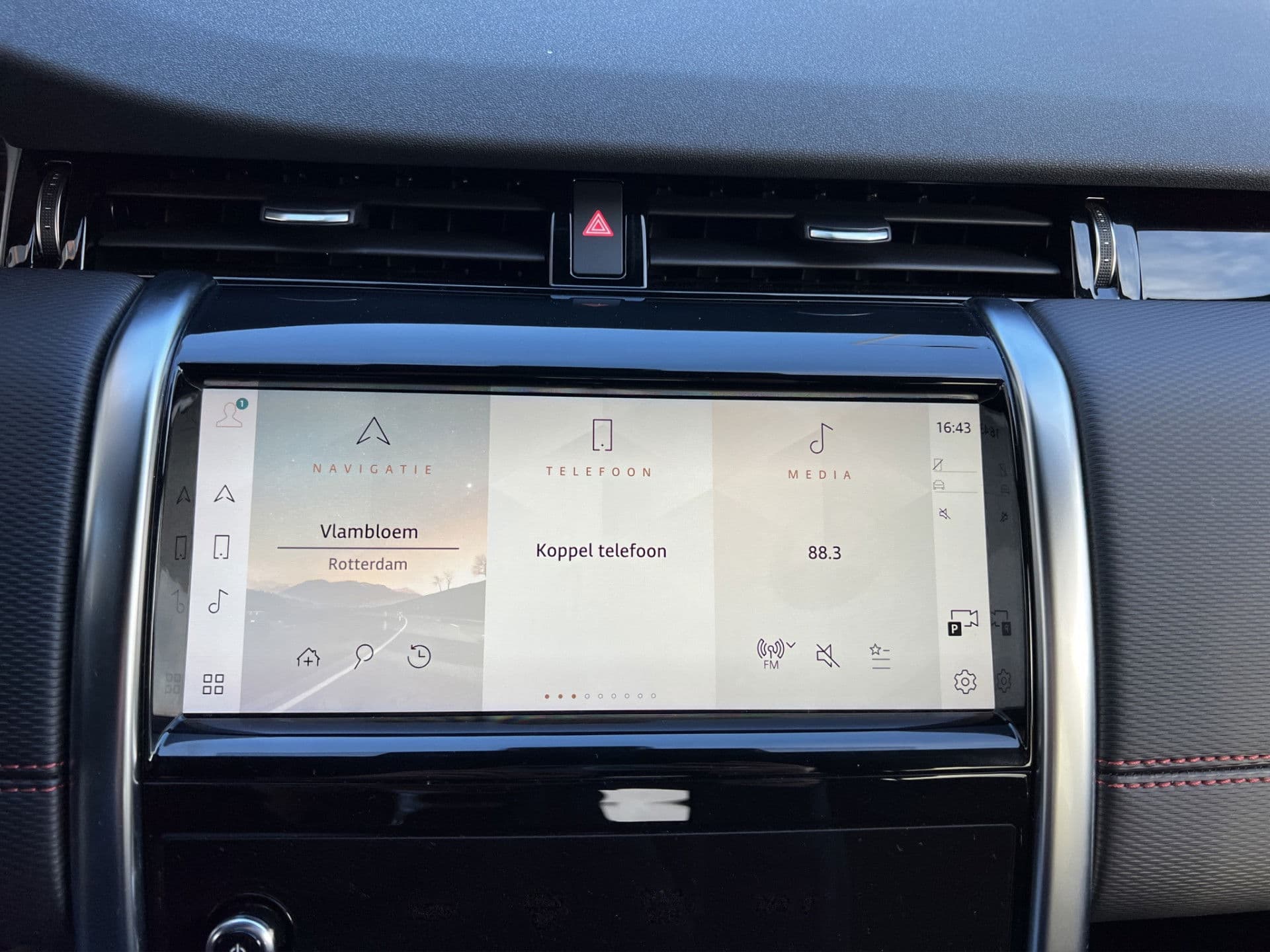 Land Rover Discovery Sport P300e 1.5 R-Dynamic SE R-Dynamic | Virtual | Adaptive Cruise | 360* | 20"| thumbnail 17