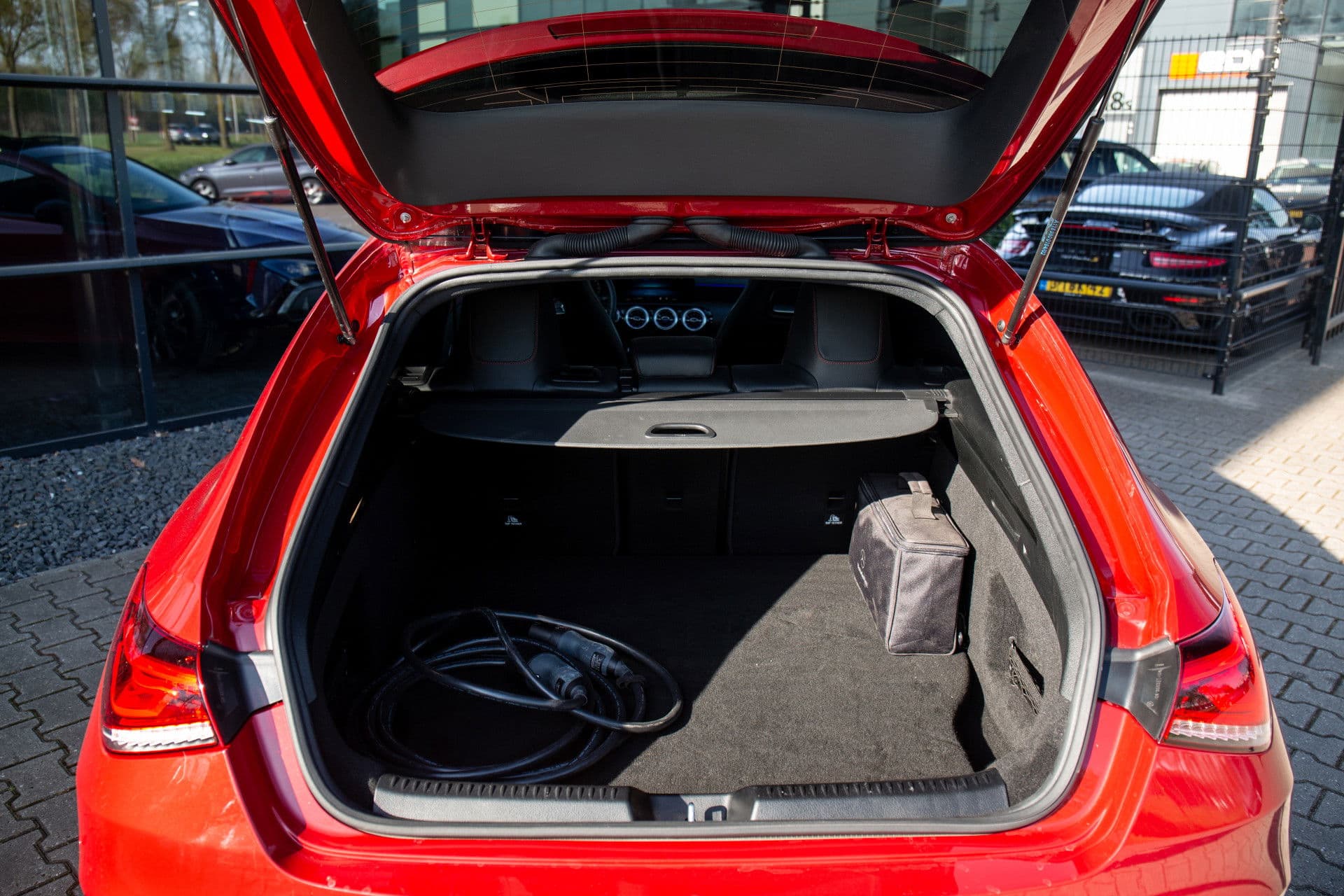 Mercedes-Benz CLA-Klasse Shooting Brake 250 e AMG Line , Panorama dak, Camera, Sfeerverlichting, thumbnail 28