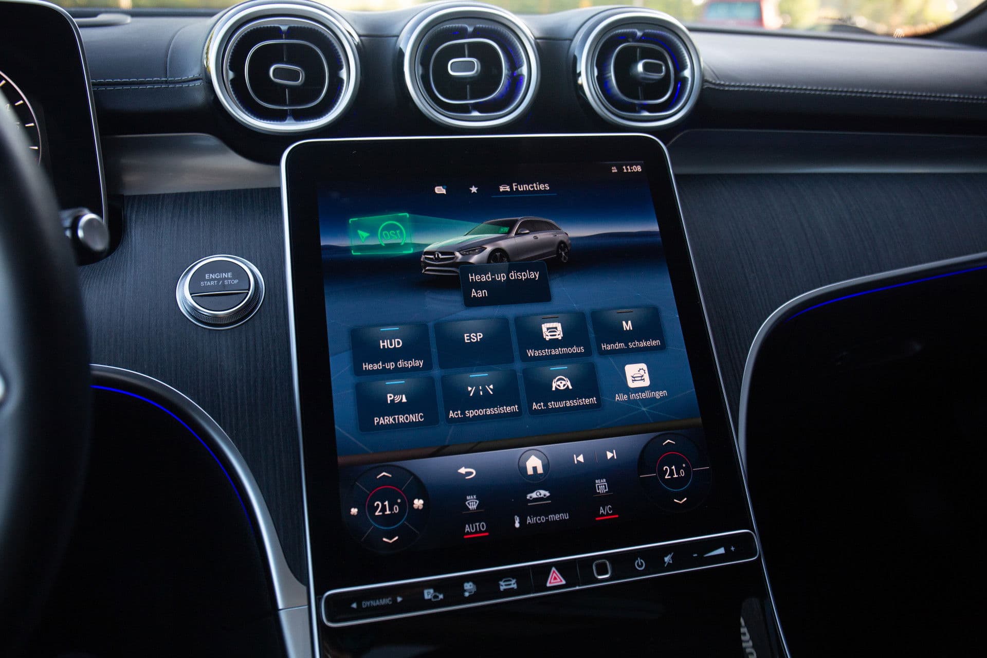Mercedes-Benz C-Klasse Estate 300 e AMG Line , Panoramadak, Sfeerverlichting, 3D-camera, HUD thumbnail 17