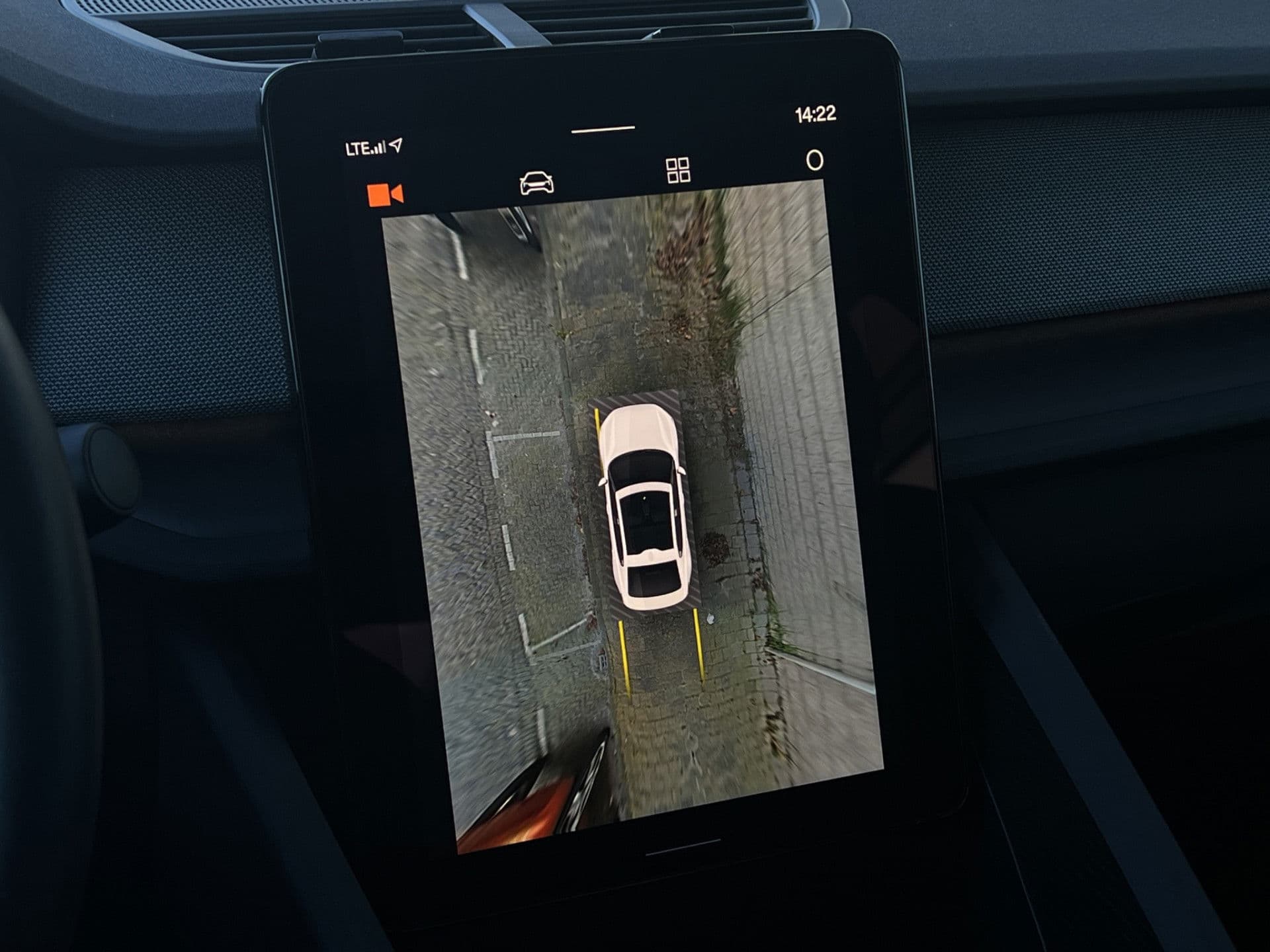 Polestar 2 Long Range Dual Motor Launch Edition 78kWh | Trekhaak | H/K audio | Pano | Pilot pakket thumbnail 20