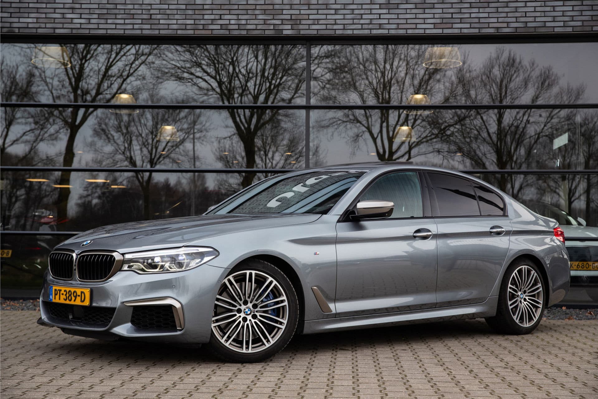 BMW 5 Serie M550i xDrive M-Sport , 4-wielsturing, Panoramadak, Harman/Kardon, Adap. cruise, thumbnail 7