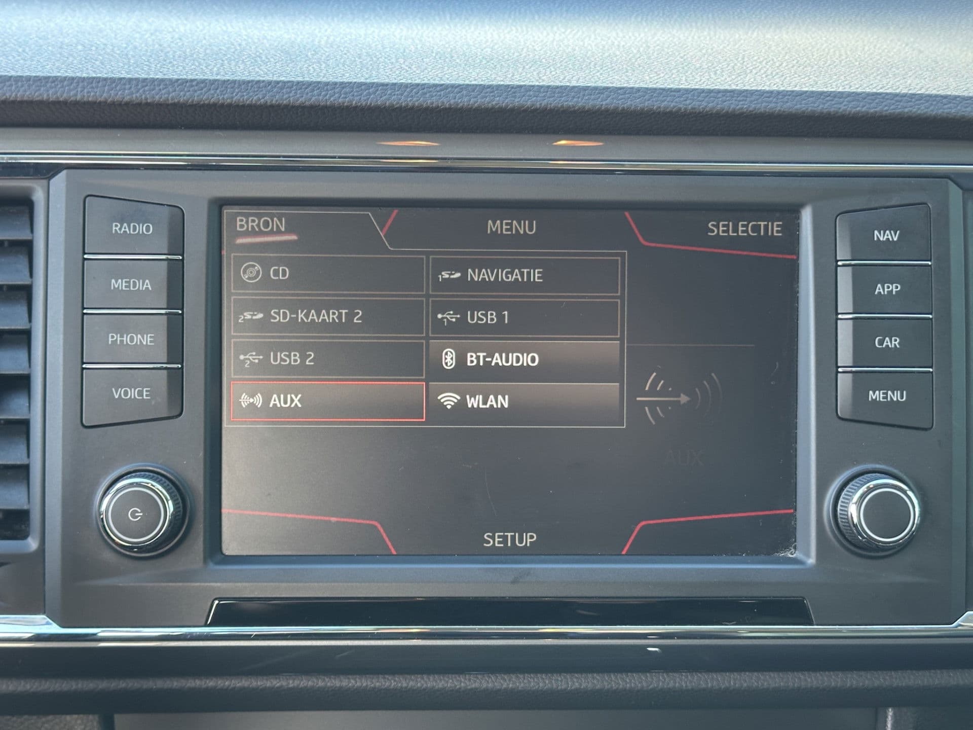 SEAT Ateca 1.0 EcoTSI Style Business Intense | Carplay | Virtual cockpit | PDC thumbnail 13