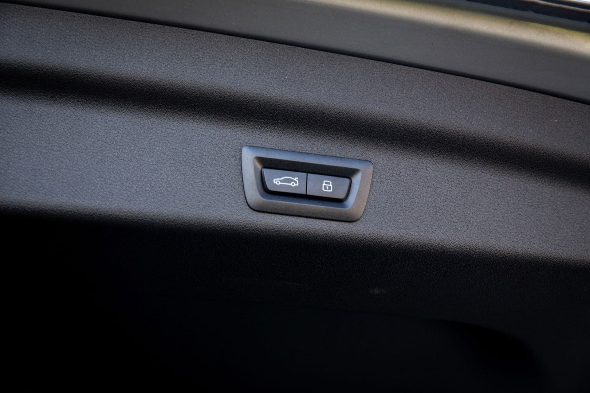 BMW X1 sDrive18i M-sport , Draadloze lader, Keyless entry, Achteruitrijcamera, thumbnail 25