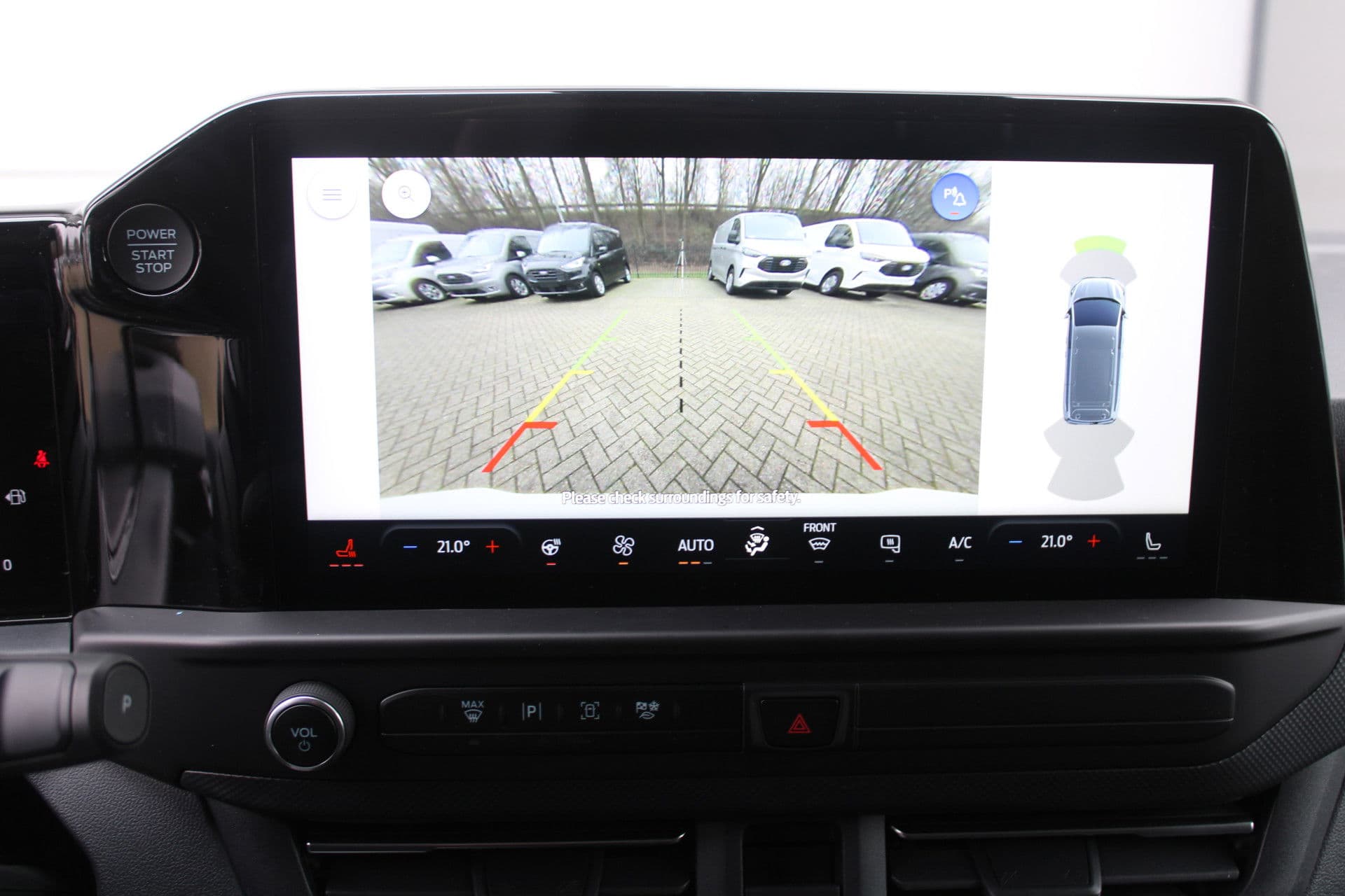 Ford Transit Custom 320 2.0 TDCI L2H1 Limited 170pk - 1+1 Stoelopstelling - 2x Schuifdeur - Adaptive Cruise - Verwarmd stuur - Blind spot - Navigatie - Camera - Draadloos laden - Rijklaar thumbnail 17