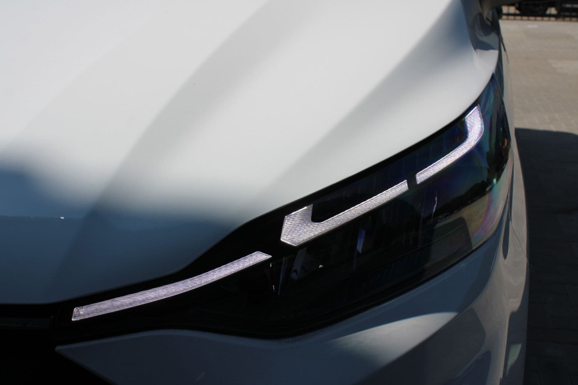 Ford Transit Custom 320 2.0 TDCI L2H1 Trend DC 136pk - Carplay - Android - Camera - Trekhaak - LED koplampen - Stoelverwarming - Draadloos laden - Rijklaar thumbnail 38