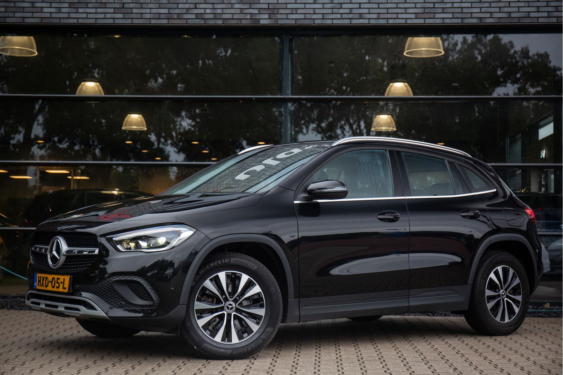 Mercedes-Benz GLA 250 e Business Solution AMG Limited , Trekhaak, Camera, Stoelverwarming, Cruise control thumbnail 2