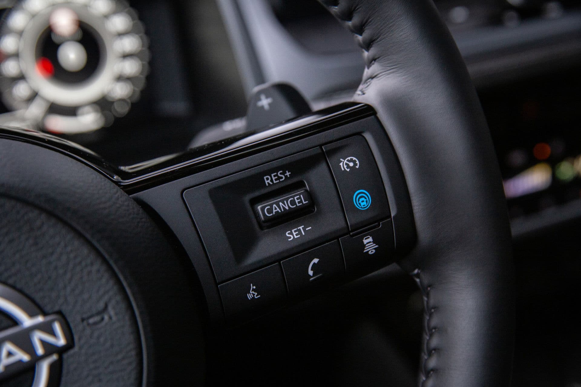 Nissan QASHQAI 1.3 MHEV Xtronic Tekna Plus , 3D-camera, Panoramadak, Head-up display, Sfeerverlichting, thumbnail 12