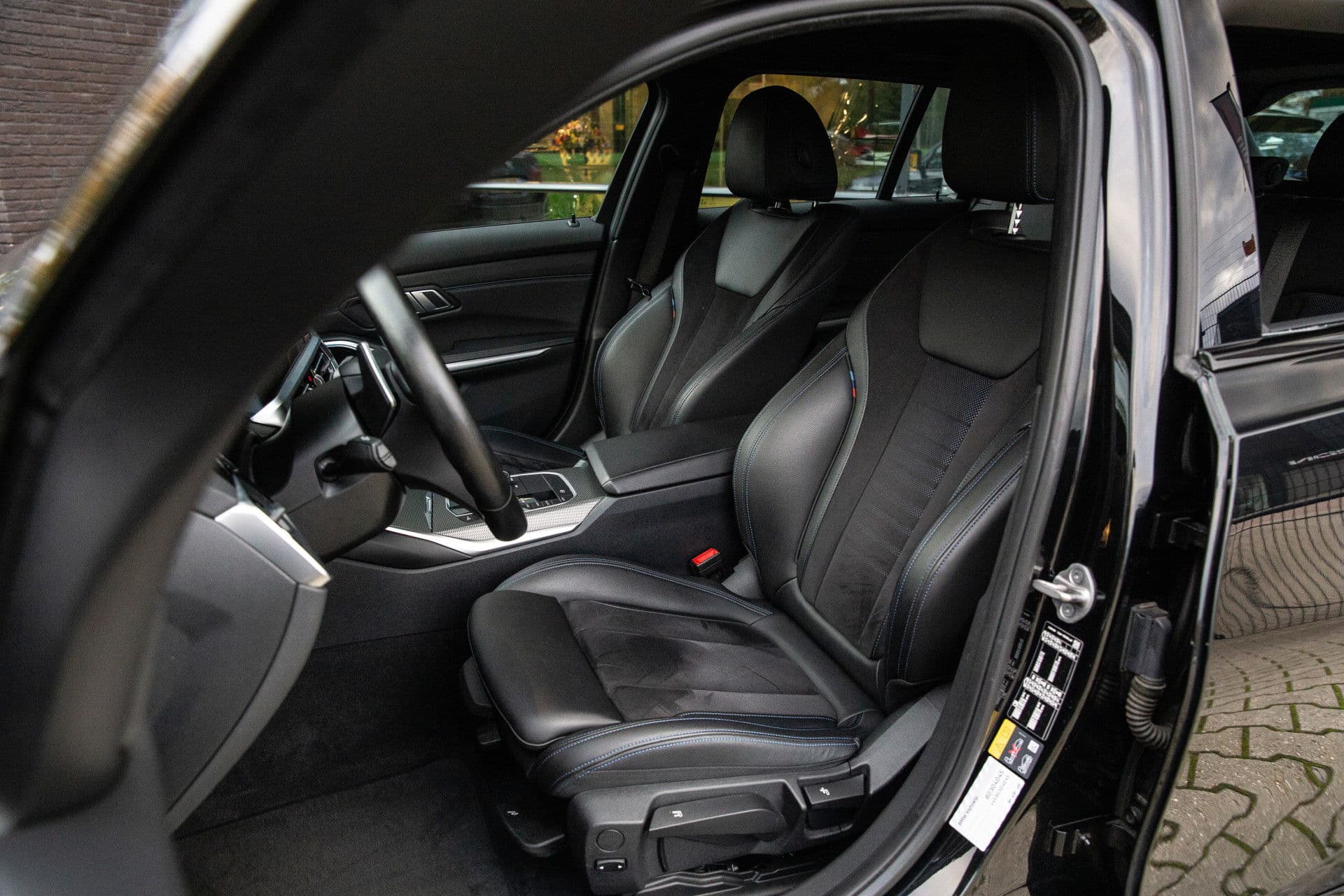 BMW 3 Serie Touring 330e High Executive M-Sport , Adap. cruise, Trekhaak, Stoel/stuurverwarming, thumbnail 3