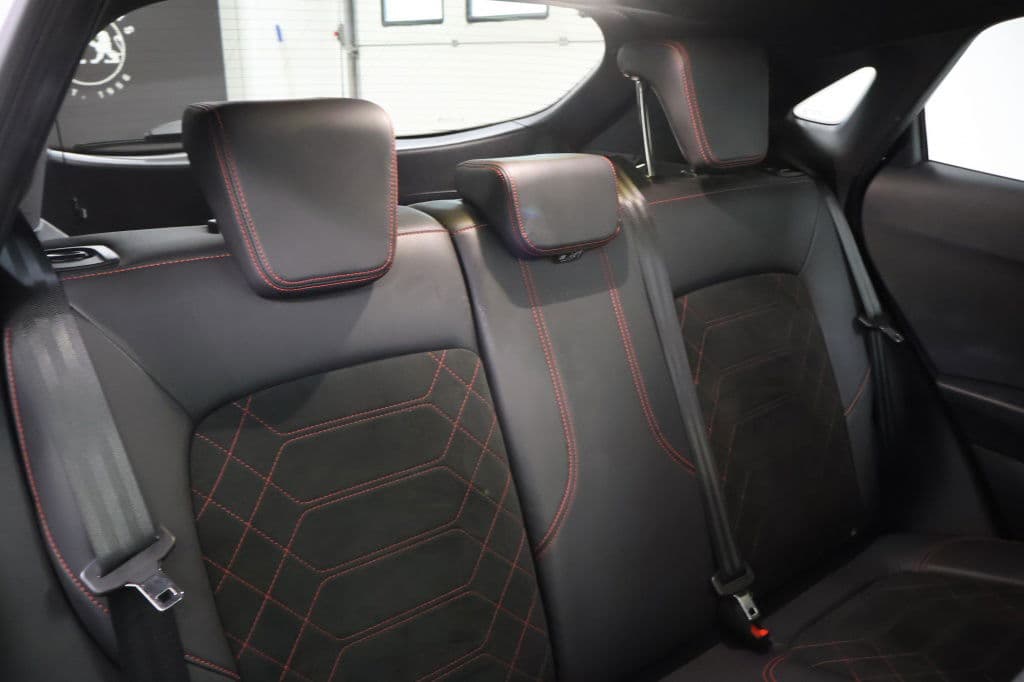 Ford Puma 1.0 EcoBoost Hybride ST-Line X | 155pk | Pano | Trekhaak thumbnail 17