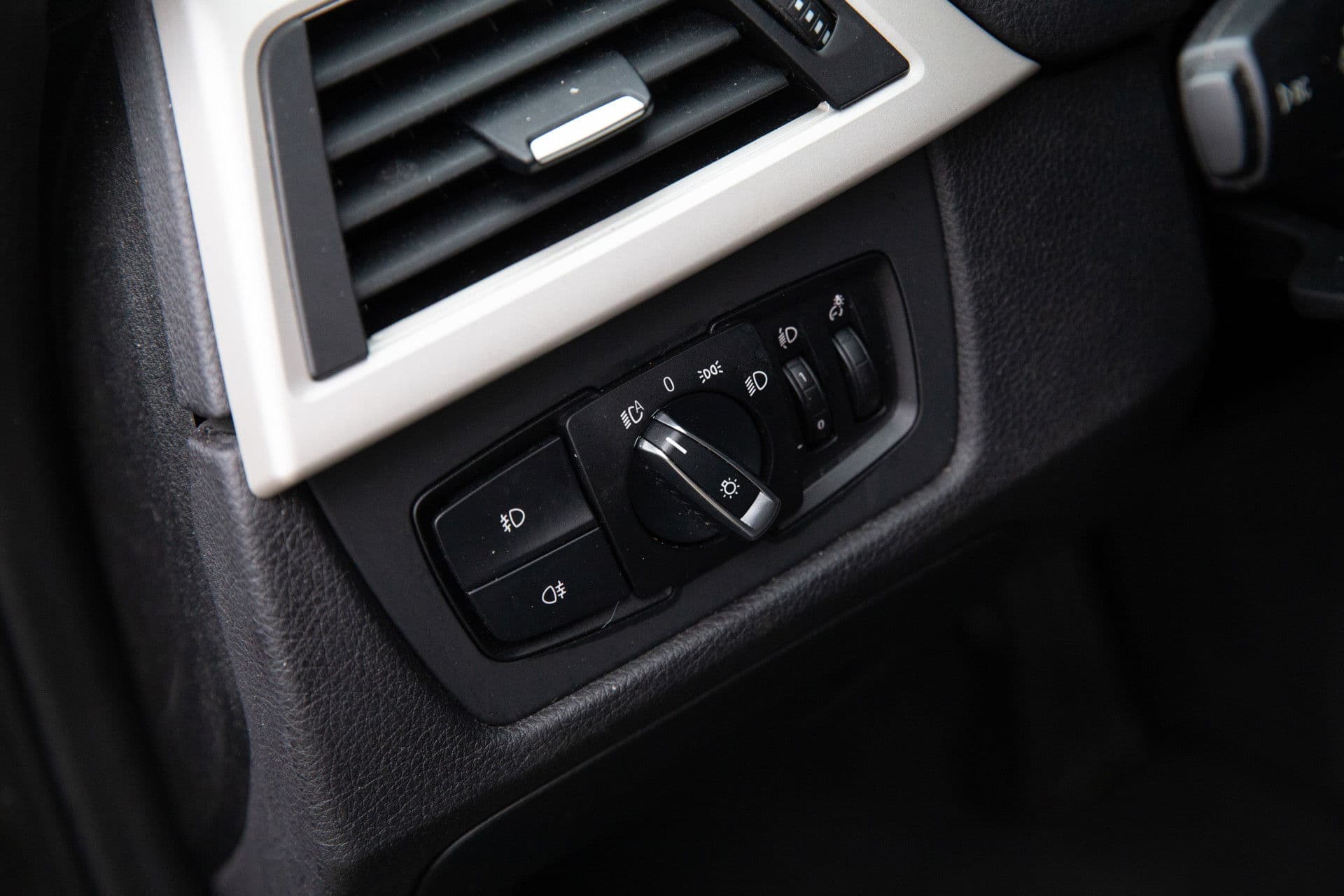 BMW 3 Serie Touring 318d Centennial Executive , Automaat, Trekhaak, thumbnail 15