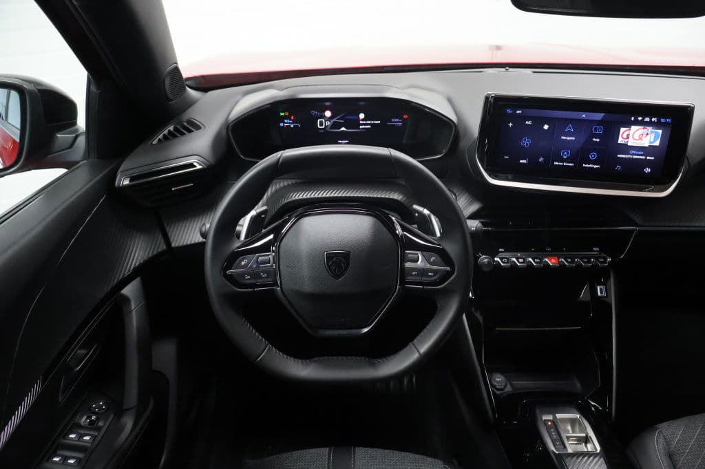 Peugeot 2008 1.2 Hybride 145 Allure | 360 Camera | Luxe thumbnail 9