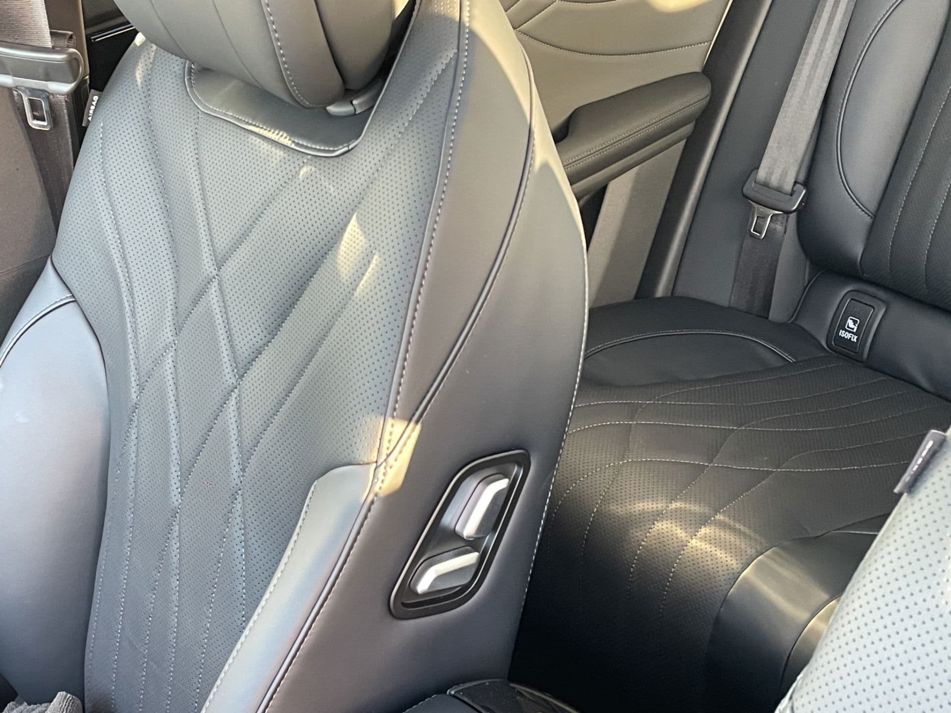 Omoda 9 1.5T-GDi SHS-P Premium | INRUILACTIE | Pano | 150km elektr. range thumbnail 28