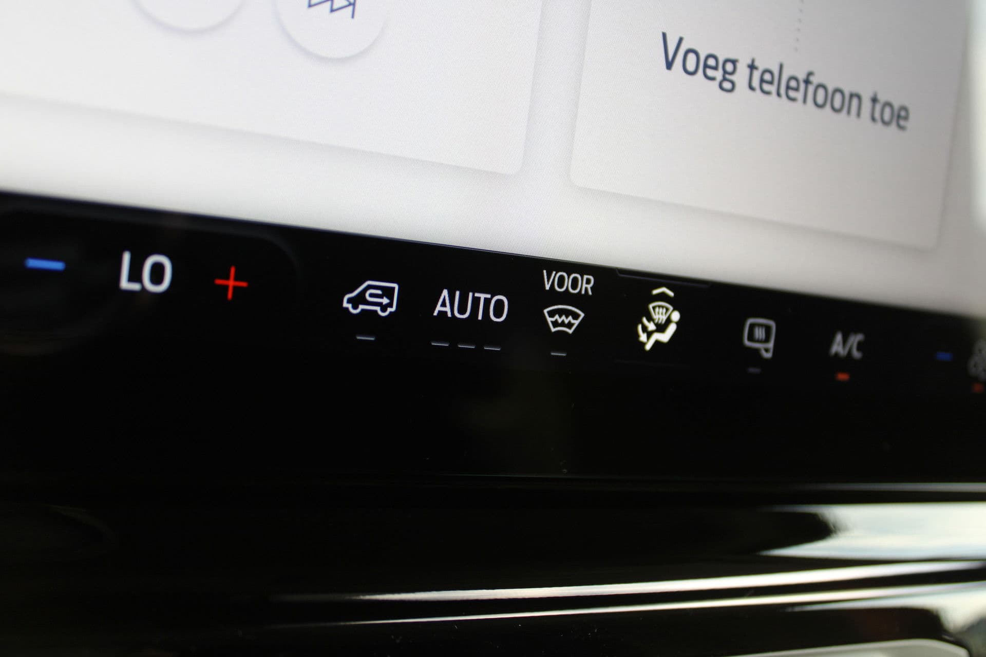 Ford Transit 350 2.0 TDCI L3H2 Trend 130pk Trend - Carplay - Android - 360 Camera - Climate - Cruise - Parkeersensoren - Rijklaar thumbnail 25