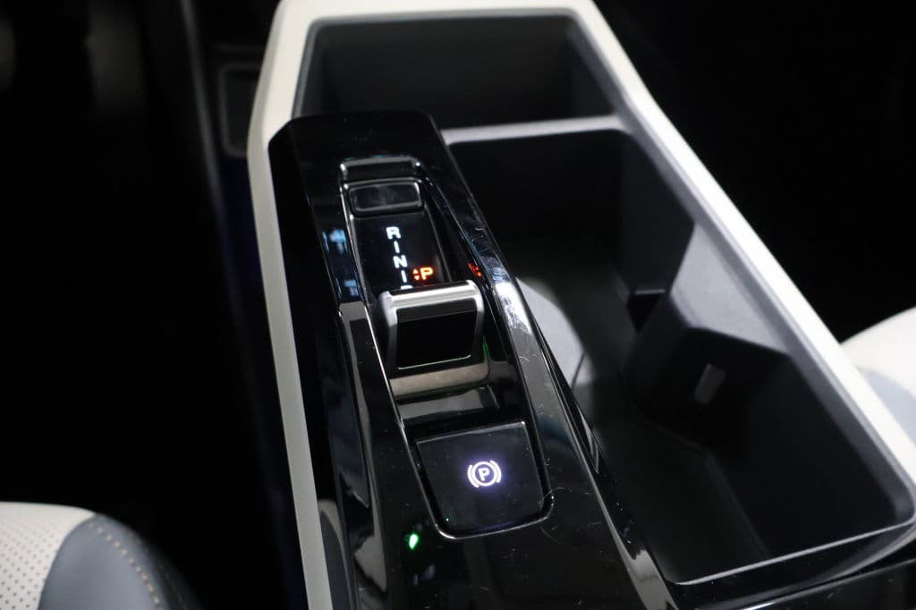 KGM Torres 1.5T-GDI Titanium plus | Hybrid | Trekhaak | All-Weather Banden thumbnail 32