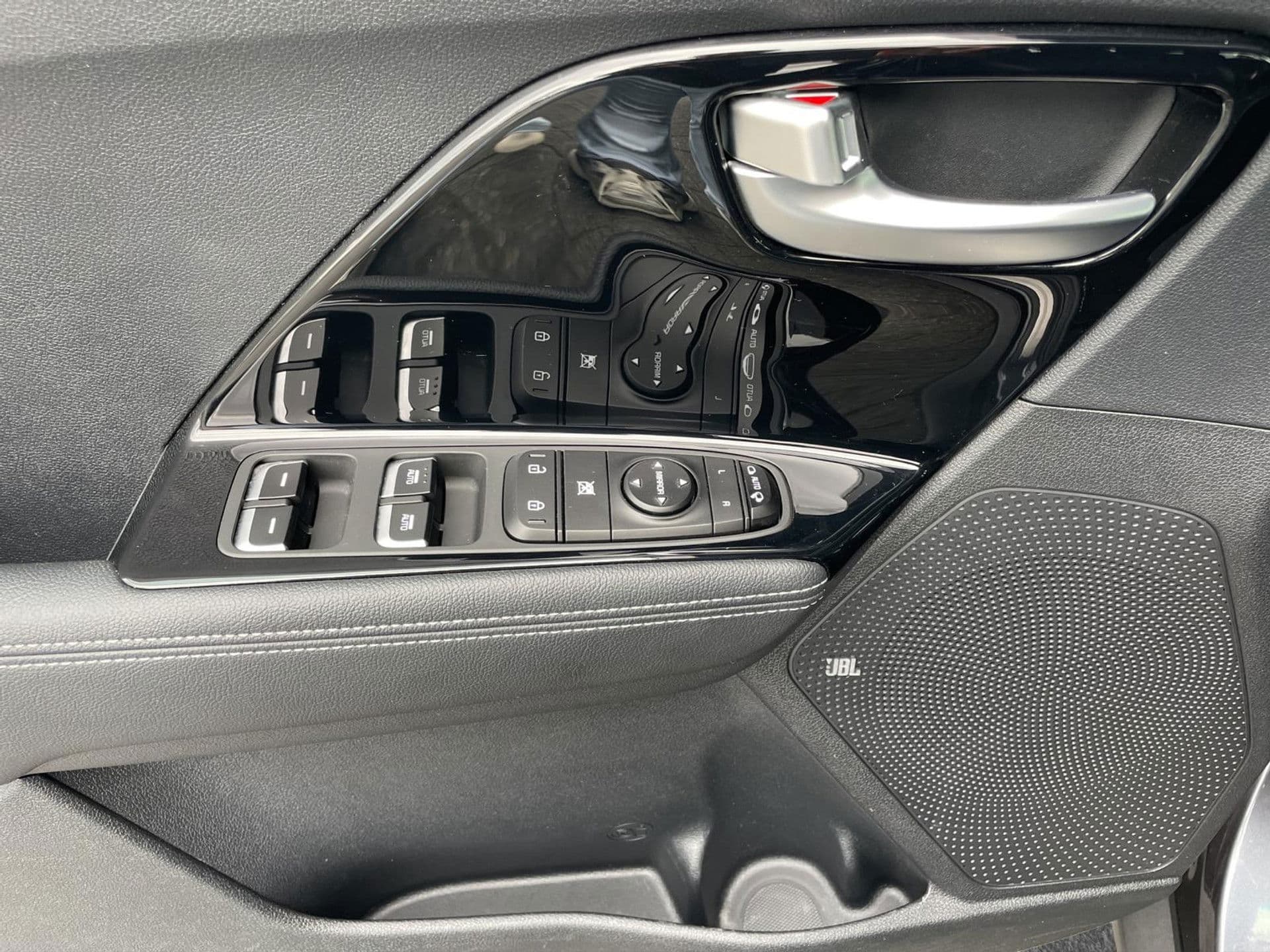 Kia Niro 1.6 GDi PHEV DynamicPlusLine | JBL | Winterpakket | Leder | thumbnail 7