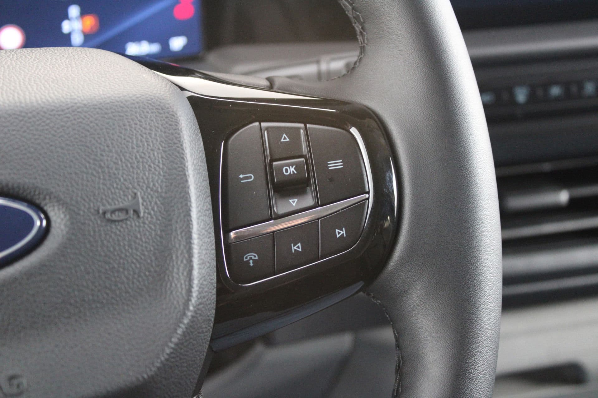 Ford E-Transit Custom 340 L2H1 Limited 65 kWh 218pk - 2x Schuif - LED - 360 Camera - B&O - ACC - Navi - Stoel/Stuurverwarming - Rijklaar thumbnail 33