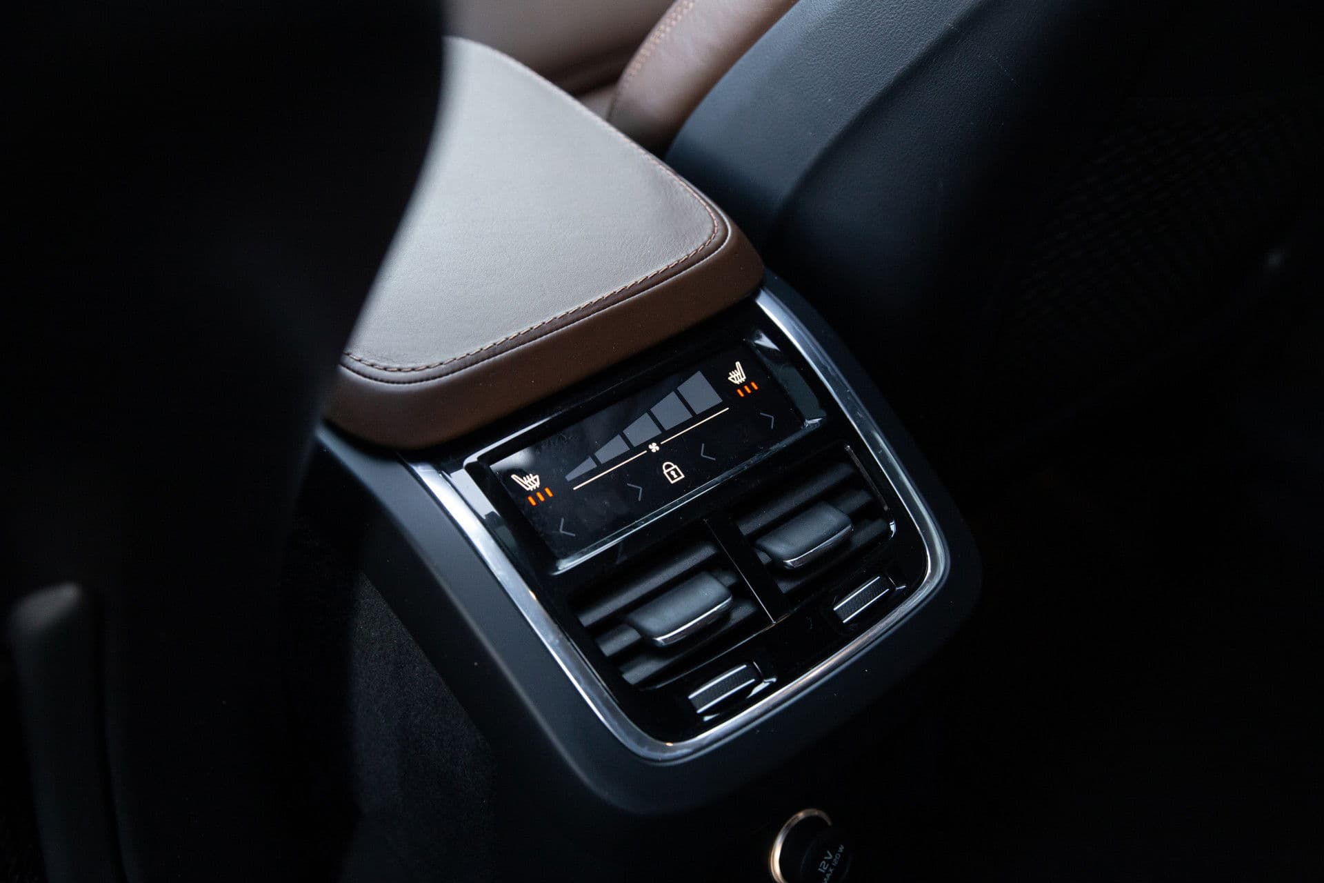 Volvo XC90 2.0 T8 Twin Engine AWD Inscription Intro Edition , Panoramadak, Adap. cruise, Trekhaak, Harman/Kardon, thumbnail 5