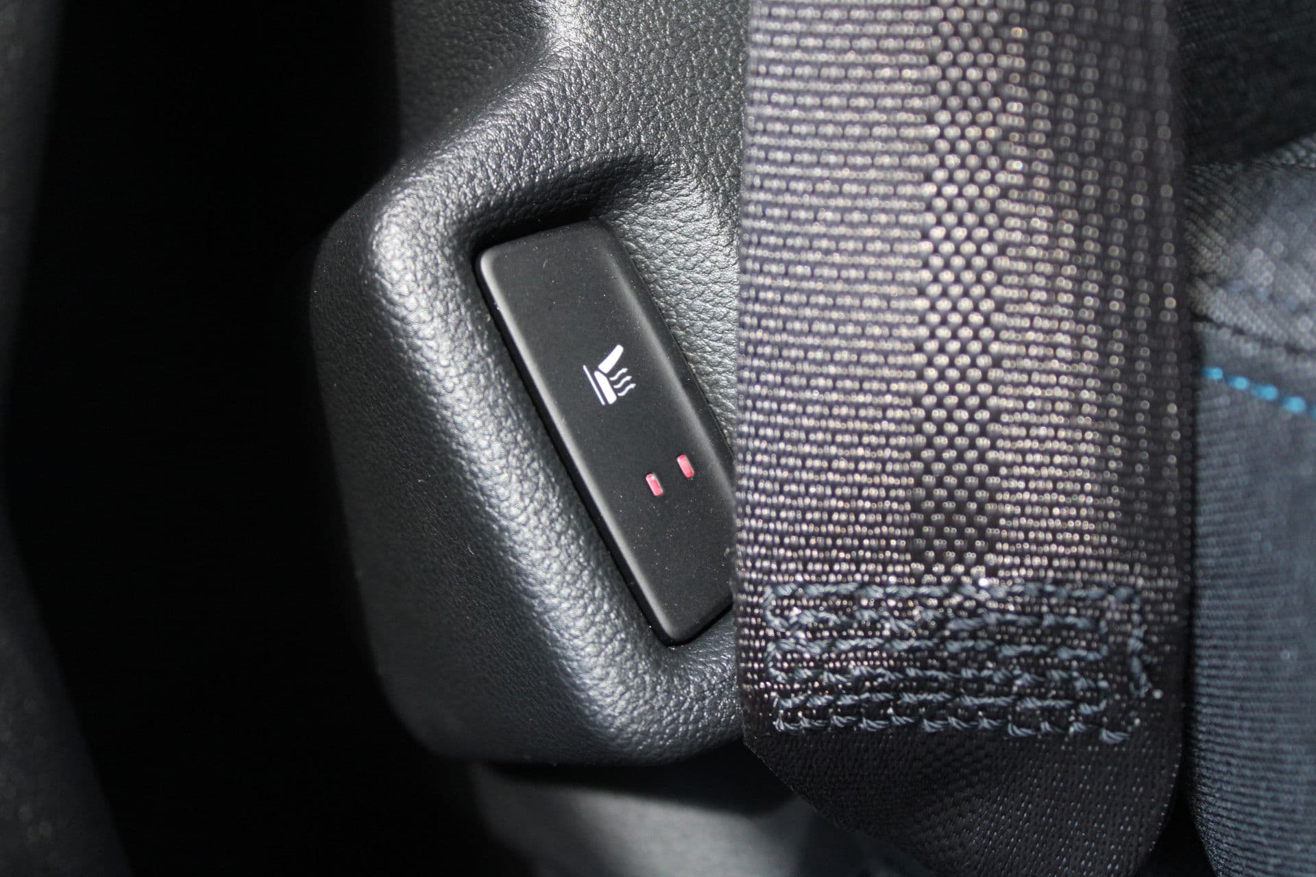 Renault Master T35 2.0 dCi 170pk L2H2 Extra - 2x Schuifdeur - Navigatie - Blind Spot - Camera - Stoelverwarming - Verwarmde voorruit - Rijklaar thumbnail 45