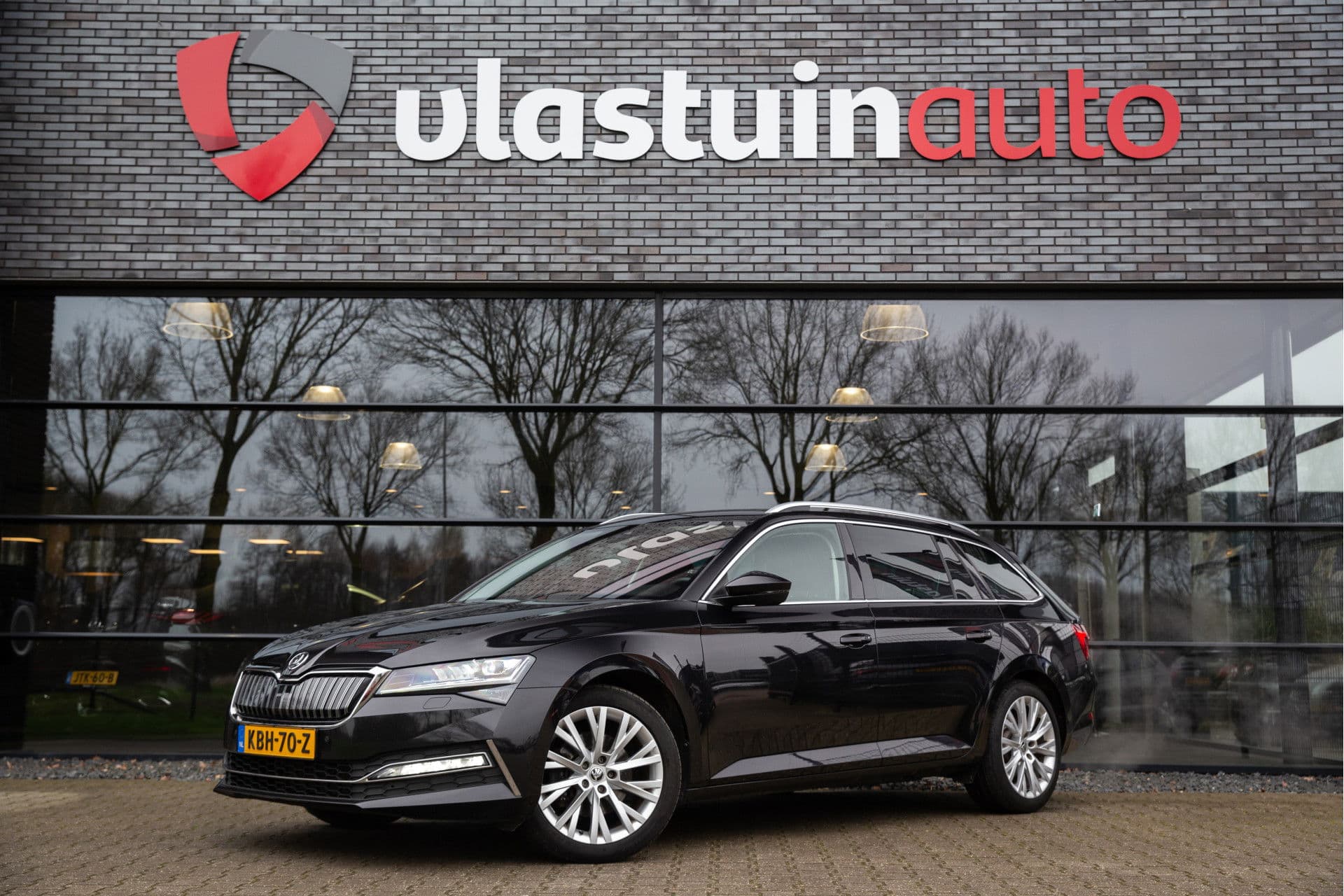 Škoda Superb Combi 1.4 TSI iV Business , Memory, Canton, Carplay, Camera